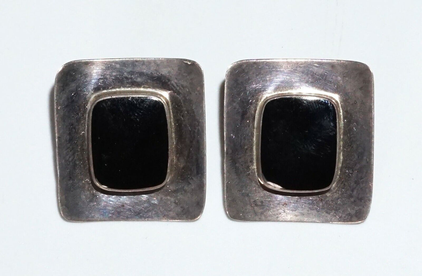 Thai Modernist Sterling Silver & Bezel set Onyx Earrings by BOMA (WMH)21-4