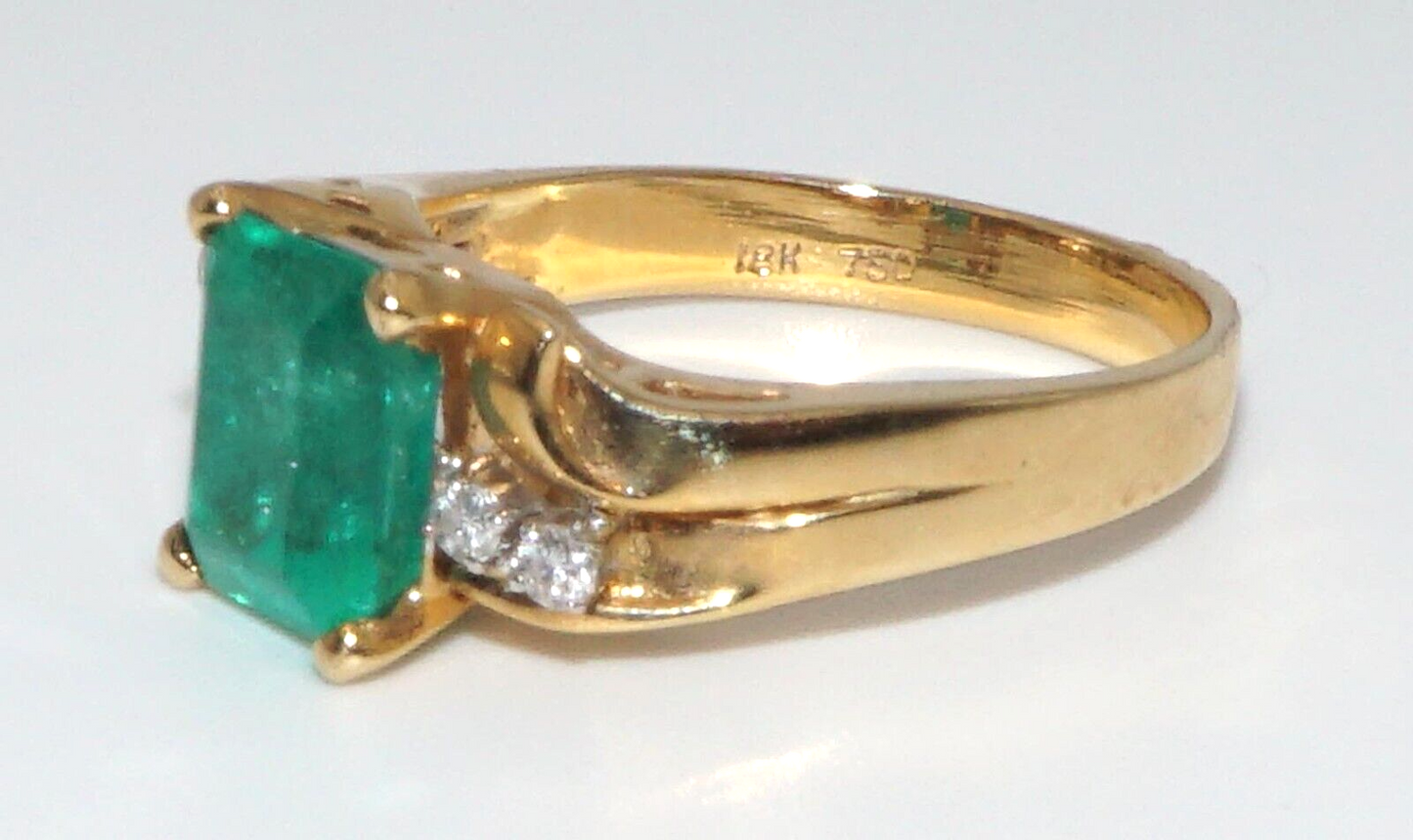 Vintage 18k Yellow Gold Prong Set Emerald & Diamond Ring Sz. 7.25 (ArS)