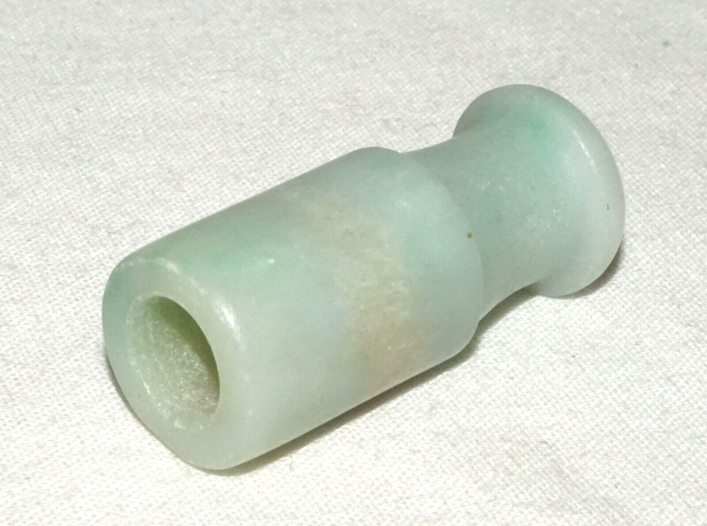 Vintage Chinese Jadeite Jade Carved Cigarette Holder 1 ⅝ inches (InS)#L4