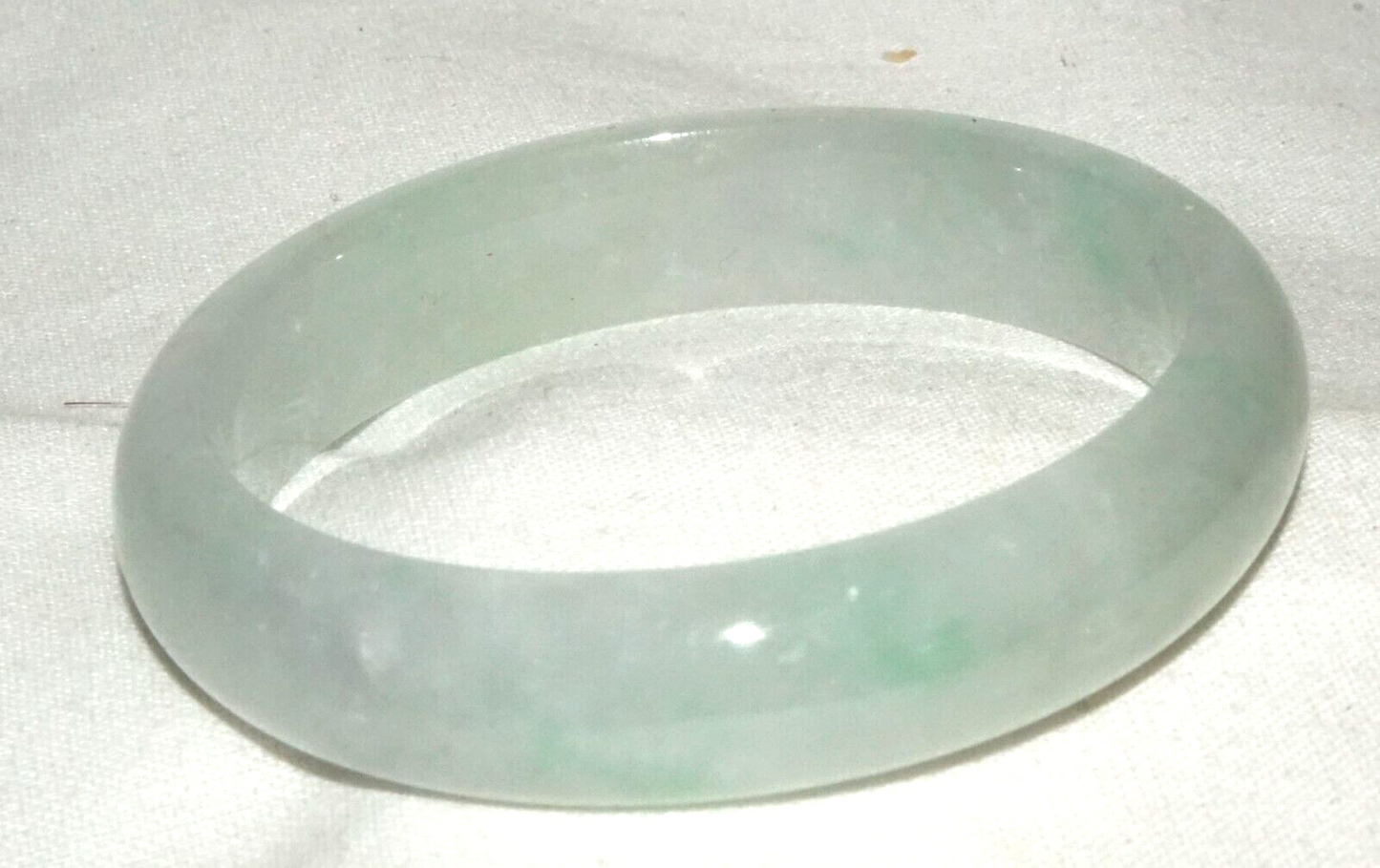 Vintage Chinese Semi Translucent Pale Green Baby Jadeite Jade Bracelet (LeS)L25