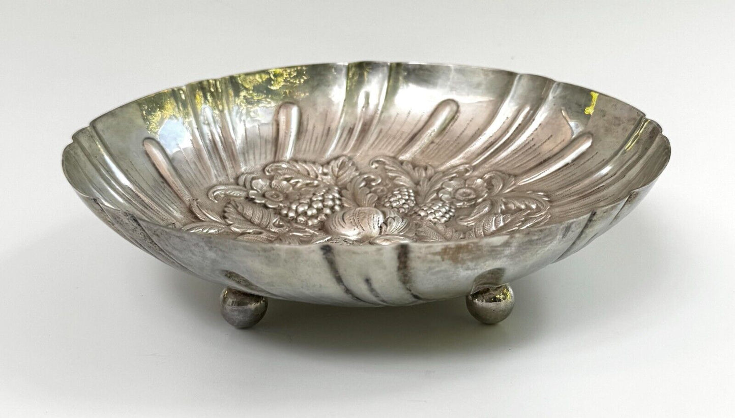 Vintage Sterling Silver S. Kirk & Son #233 Repousse Bowl w Spherical Feet (WeP)