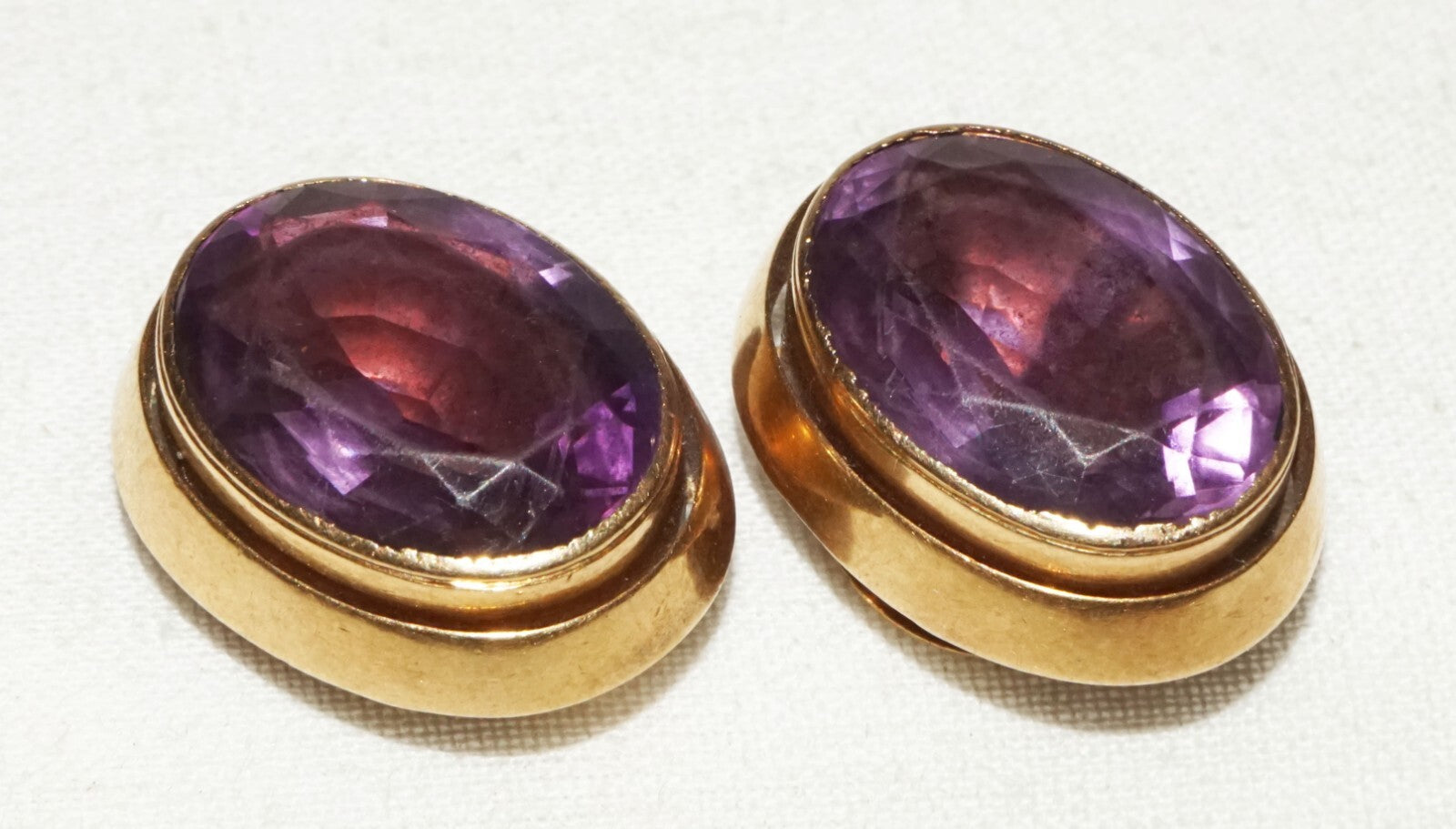 Pair UK 10K Yellow Gold Victorian Cuff Buttons w. Amethyst Accents  (CuM)