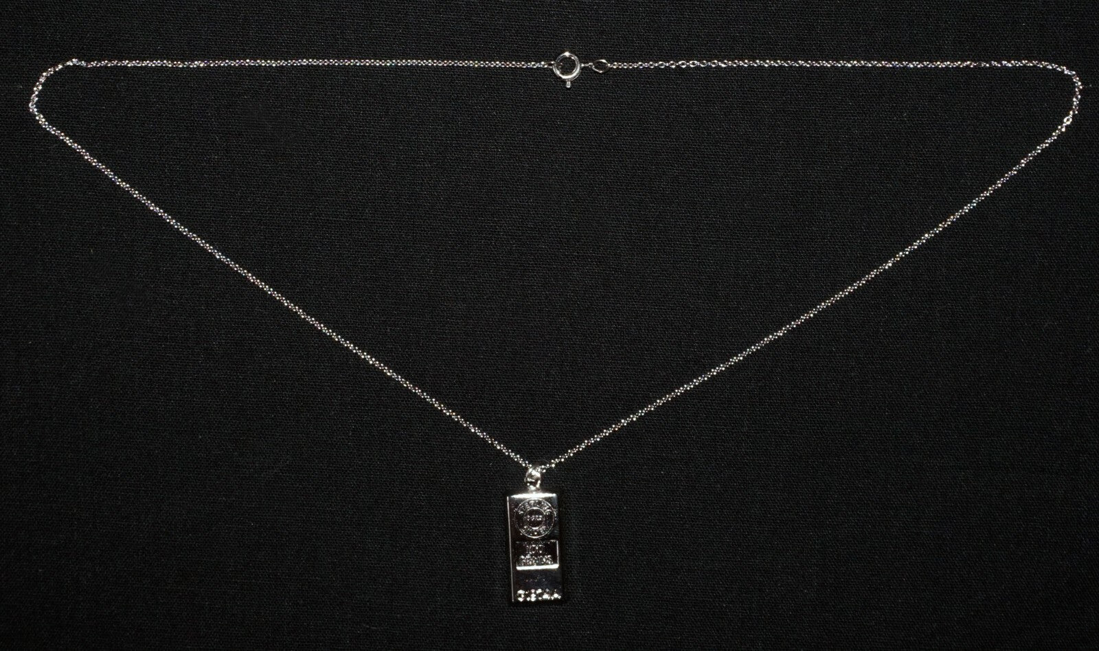 1974 Gibraltor Mint Sterling Silver 100 Grains Bar Pendant & Necklace  (NiD)