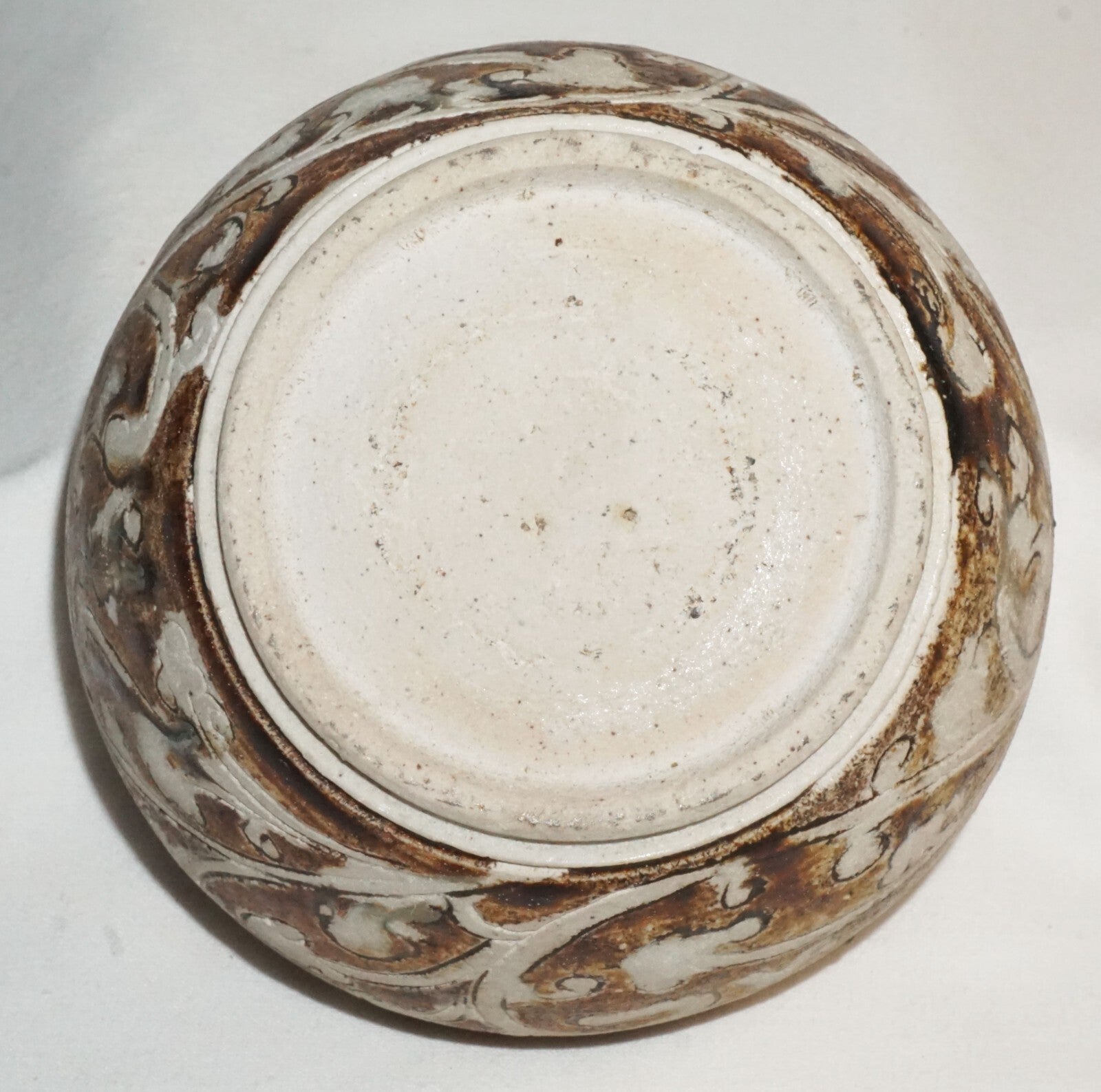 15C Thailand Sawankhalok Brown Glaze Covered Pottery Bowl or Jar (JSt)31