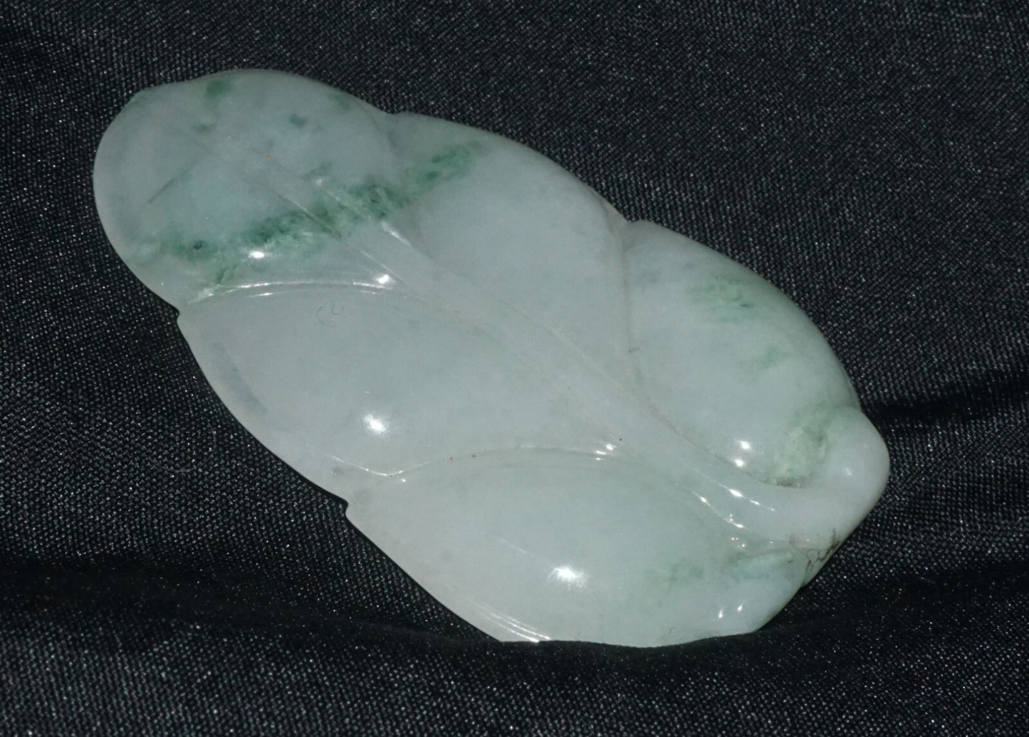 Modern Chinese White & Green Jadeite Jade Leaf Motif Carved Pendant  (---)