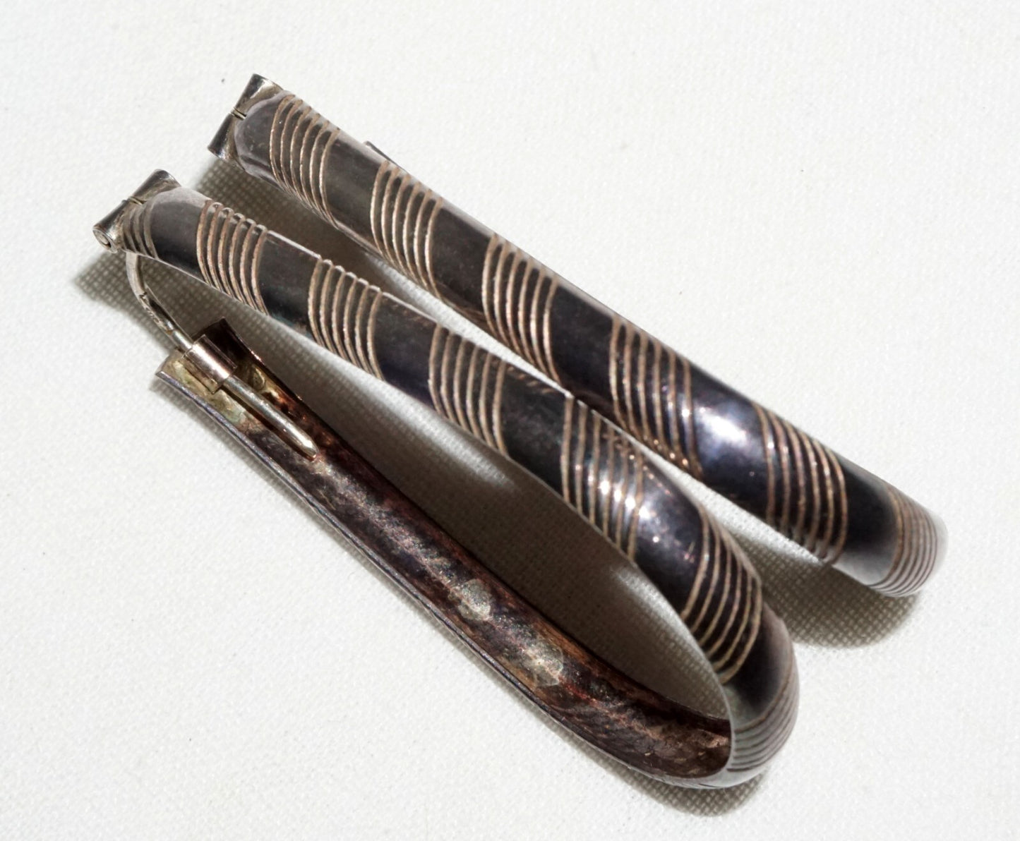 Pair Vintage Italy Modernist Sterling Silver Elongated Oval Hoop Earrings  (JoD)