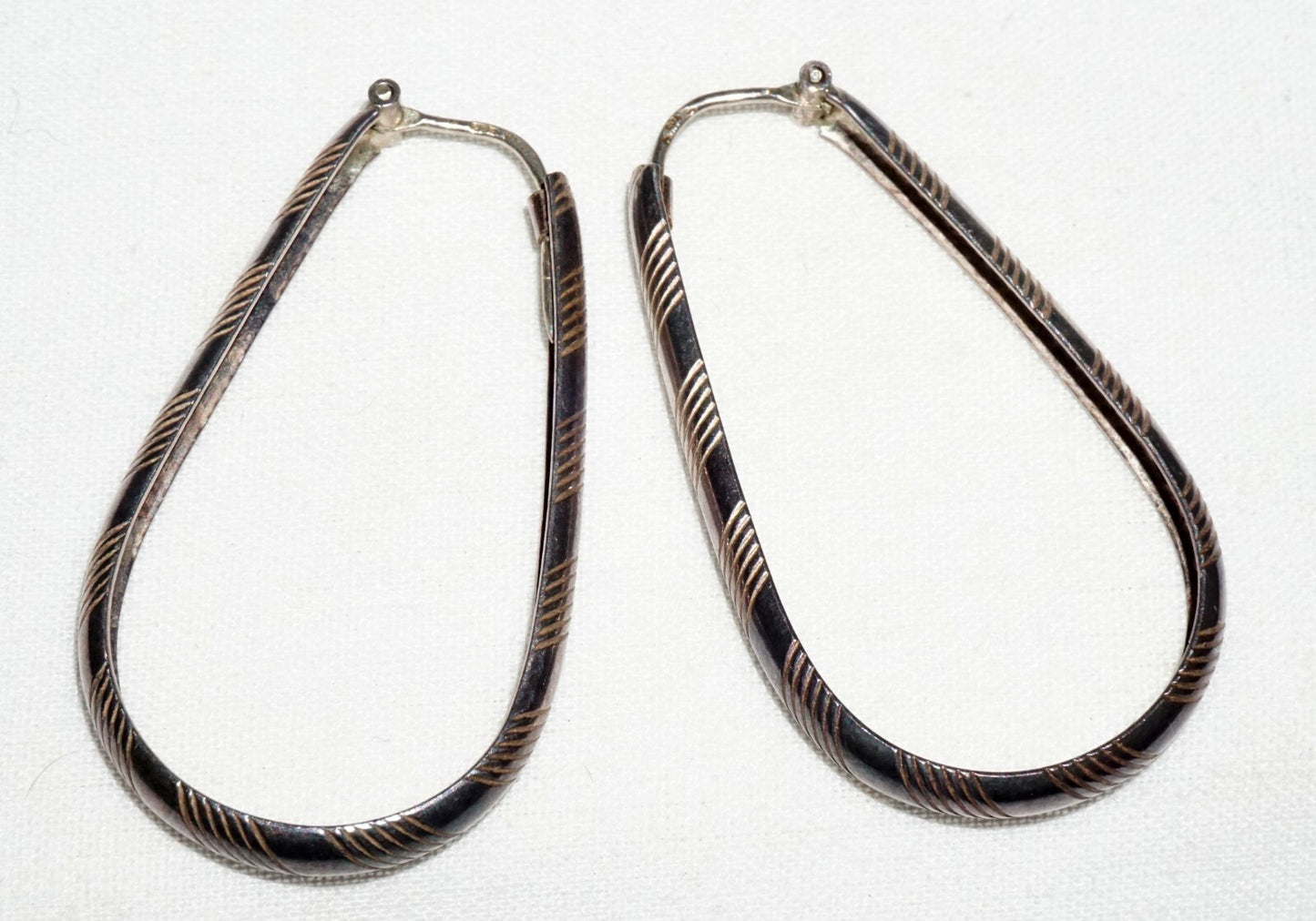 Pair Vintage Italy Modernist Sterling Silver Elongated Oval Hoop Earrings  (JoD)