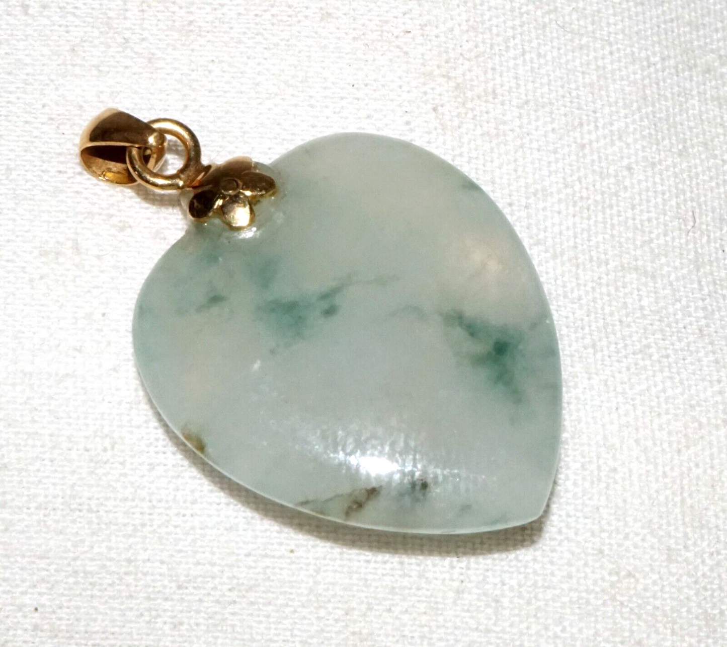 Vintage Chinese 14k Yellow Gold Translucent Jadeite Jade Heart Pendant  (InS)L6