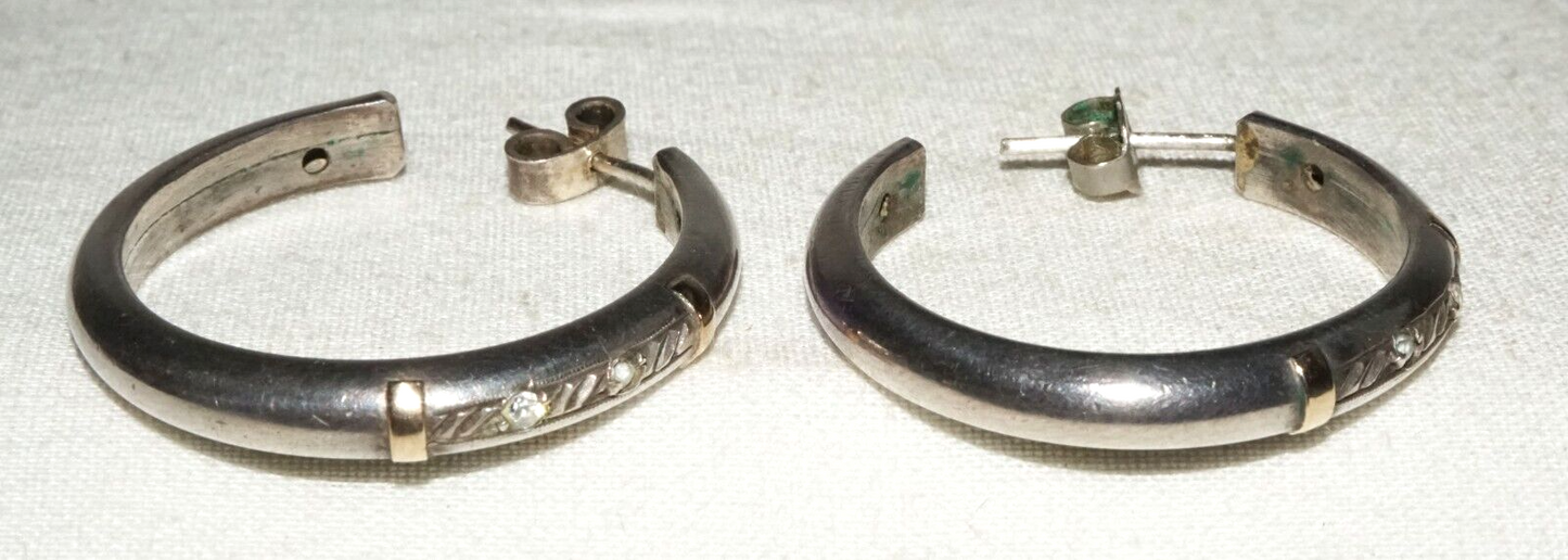 Pair Vintage US Silver Hoop Earrings w. Cubic Zirconia Accents (KiL)