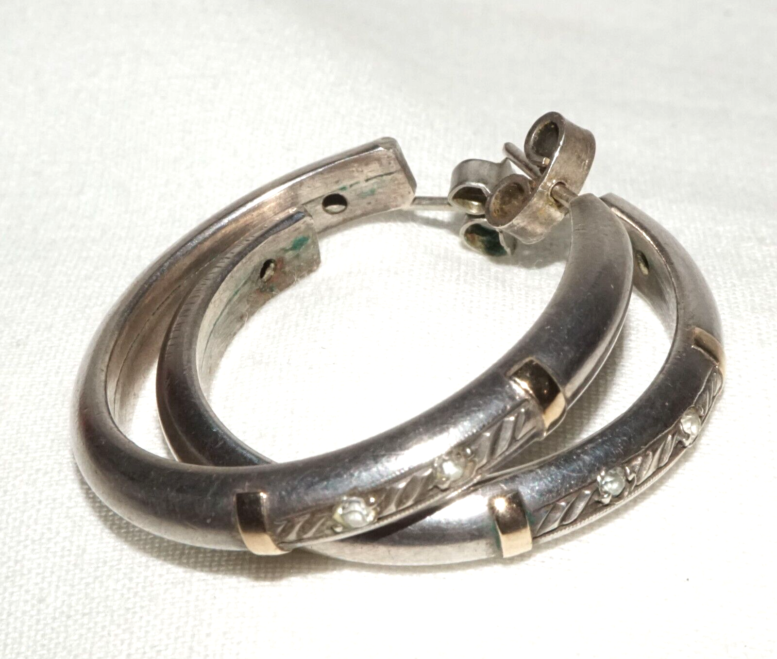 Pair Vintage US Silver Hoop Earrings w. Cubic Zirconia Accents (KiL)