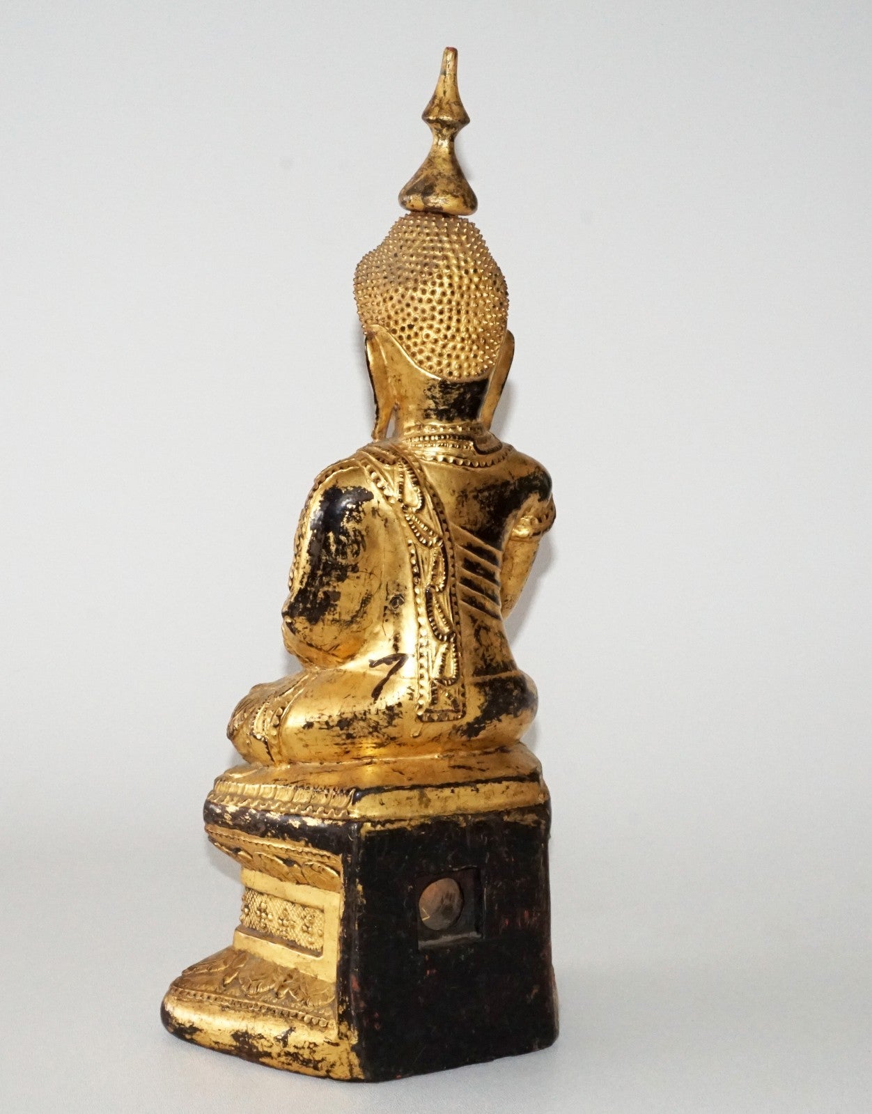 19C Shan State Gilt Lacquer Wooden Nicely Carved Seated Buddha Sculpture (AHB)