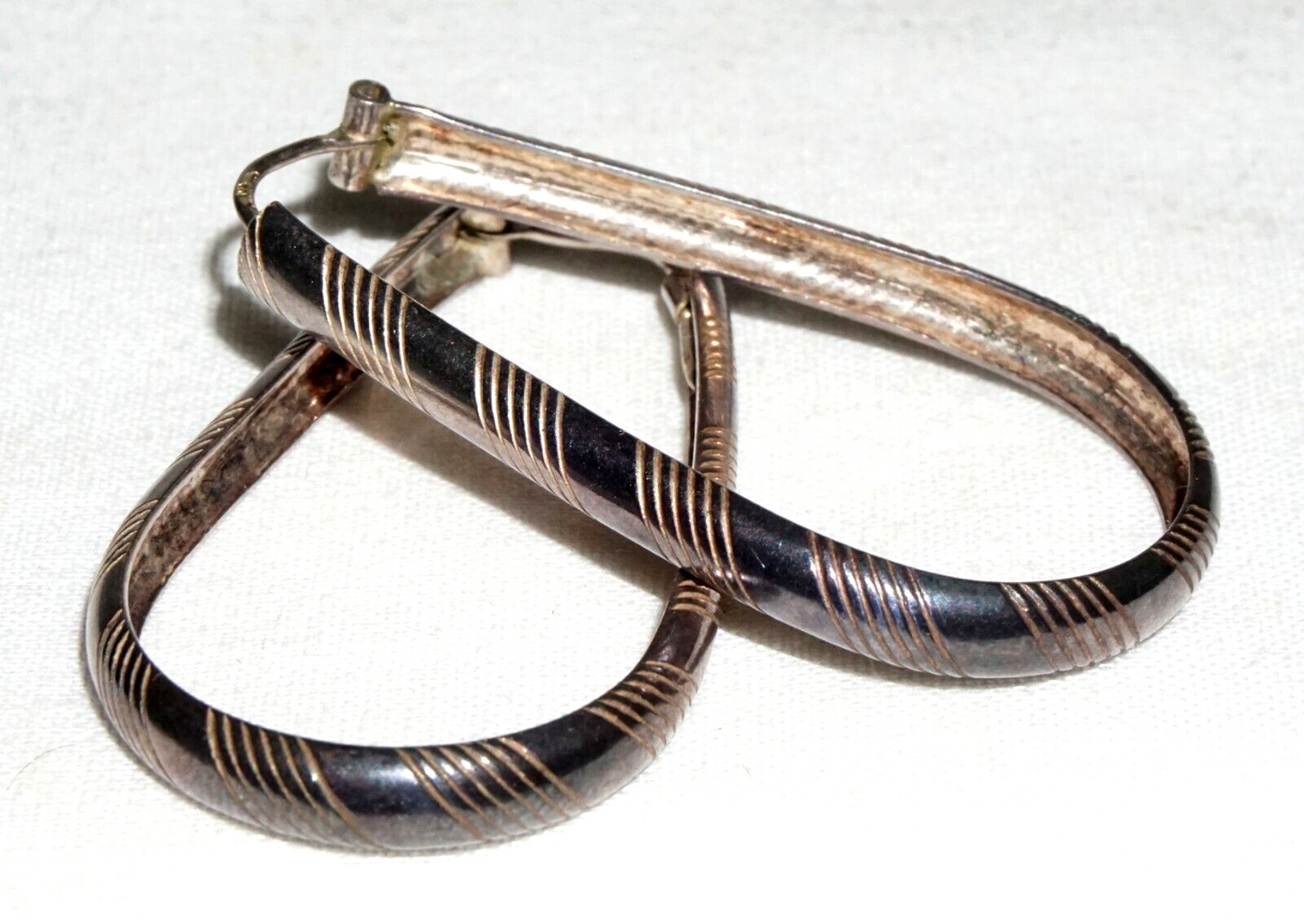 Pair Vintage Italy Modernist Sterling Silver Elongated Oval Hoop Earrings  (JoD)