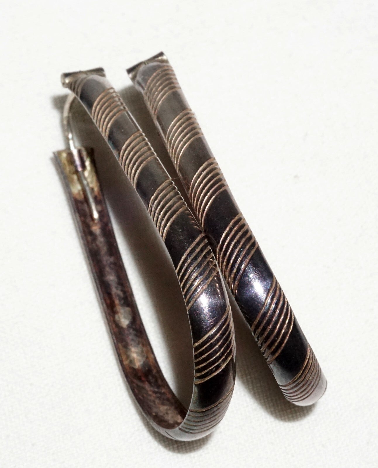 Pair Vintage Italy Modernist Sterling Silver Elongated Oval Hoop Earrings  (JoD)