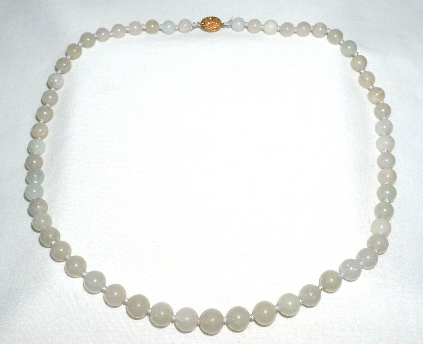 Vintage Chinese Grey Green Jadeite Jade Bead necklace w. Silver Clasp  (---)#1