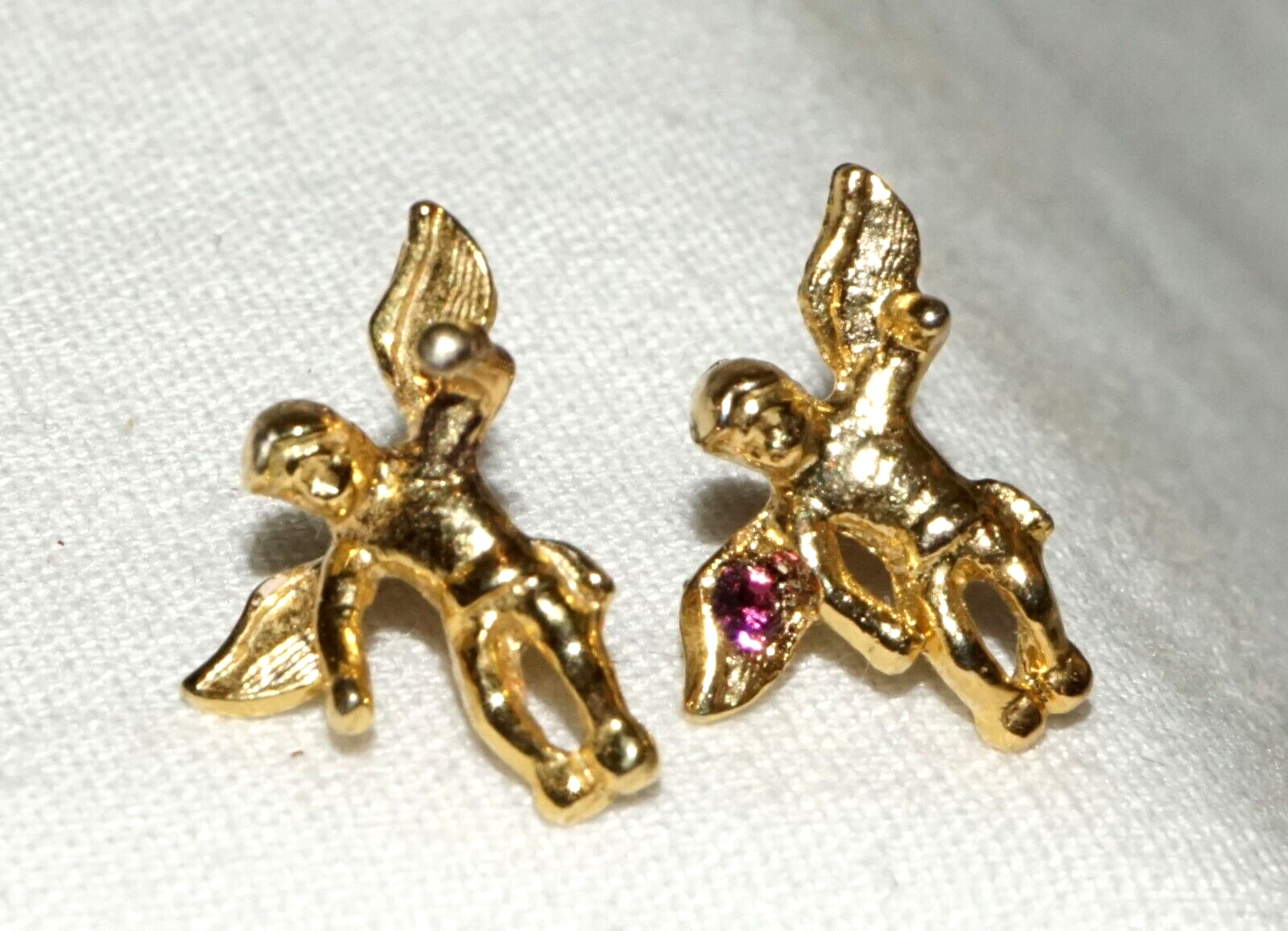 2Pc US 10k Yellow Gold Cupid Angel Mini Pins   (KoS) L23