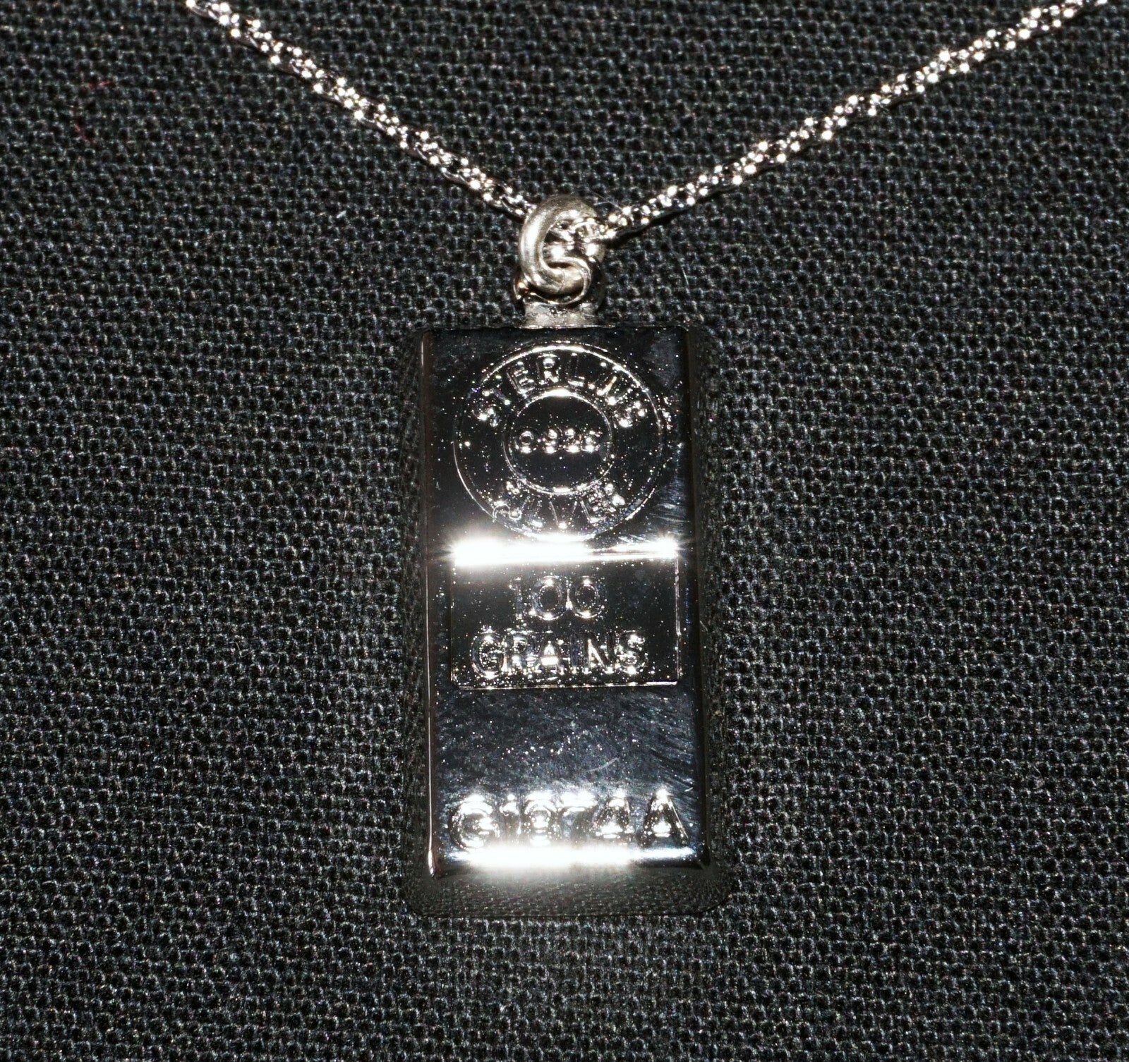 1974 Gibraltor Mint Sterling Silver 100 Grains Bar Pendant & Necklace  (NiD)