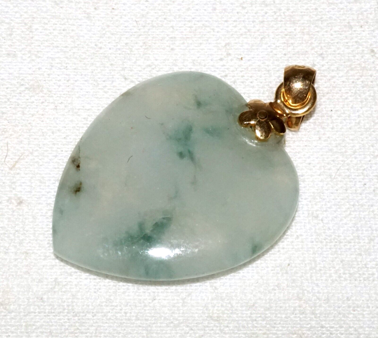 Vintage Chinese 14k Yellow Gold Translucent Jadeite Jade Heart Pendant  (InS)L6