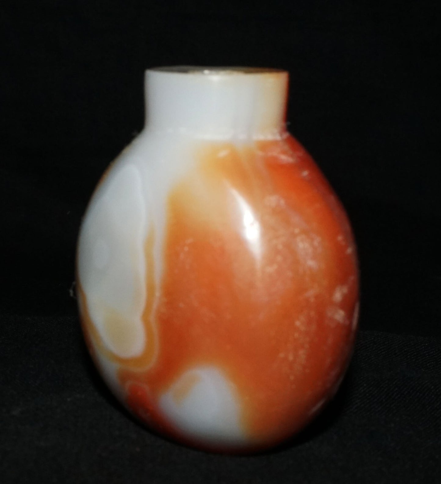 Vintage Chinese Grey & Red Agate Carved Snuff Bottle  (LeS) G17