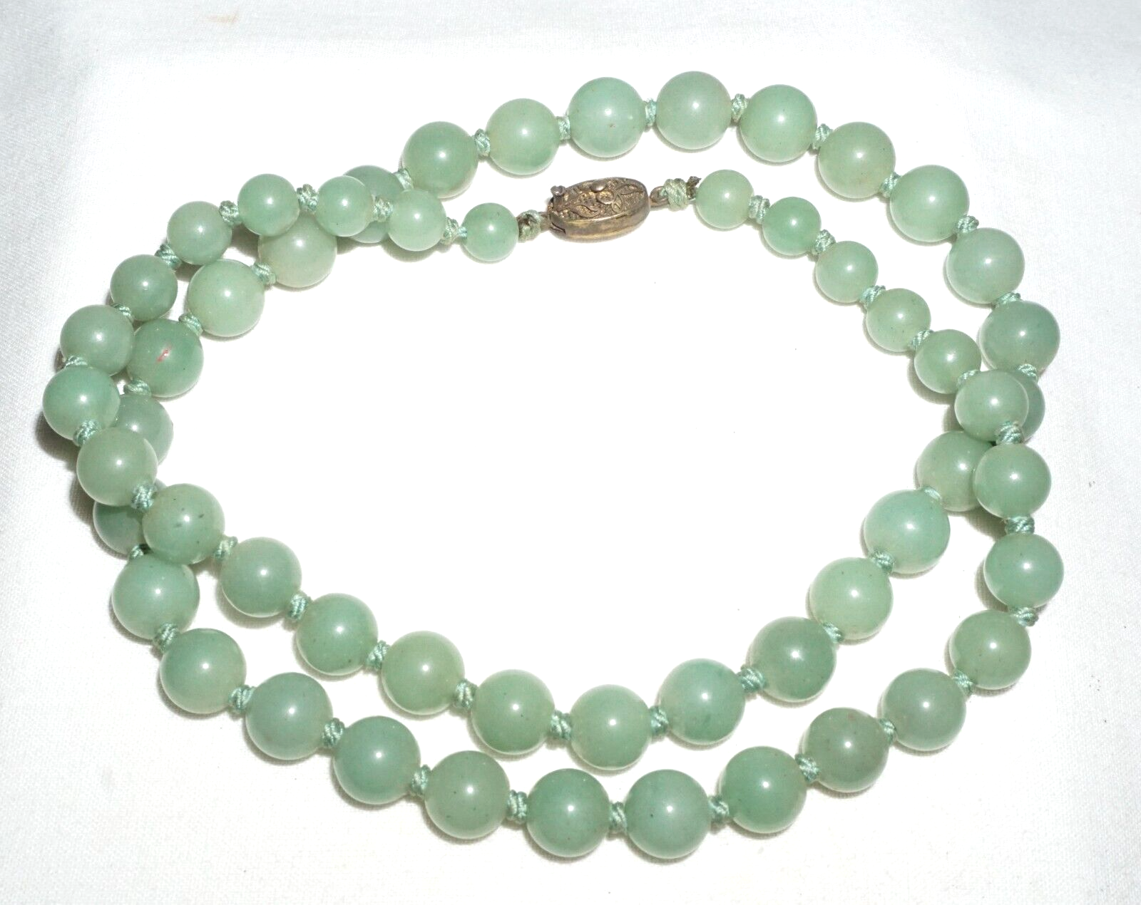 Vintage Chinese Celadon Green Jadeite Jade Bead Necklace w. Silver Clasp  (---)