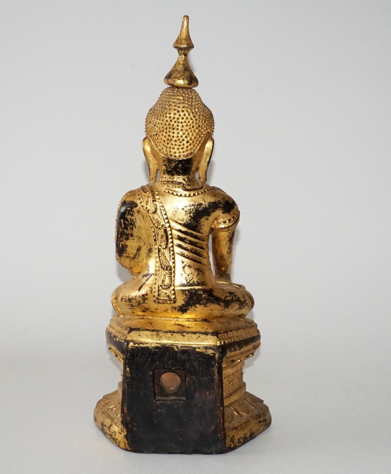 19C Shan State Gilt Lacquer Wooden Nicely Carved Seated Buddha Sculpture (AHB)