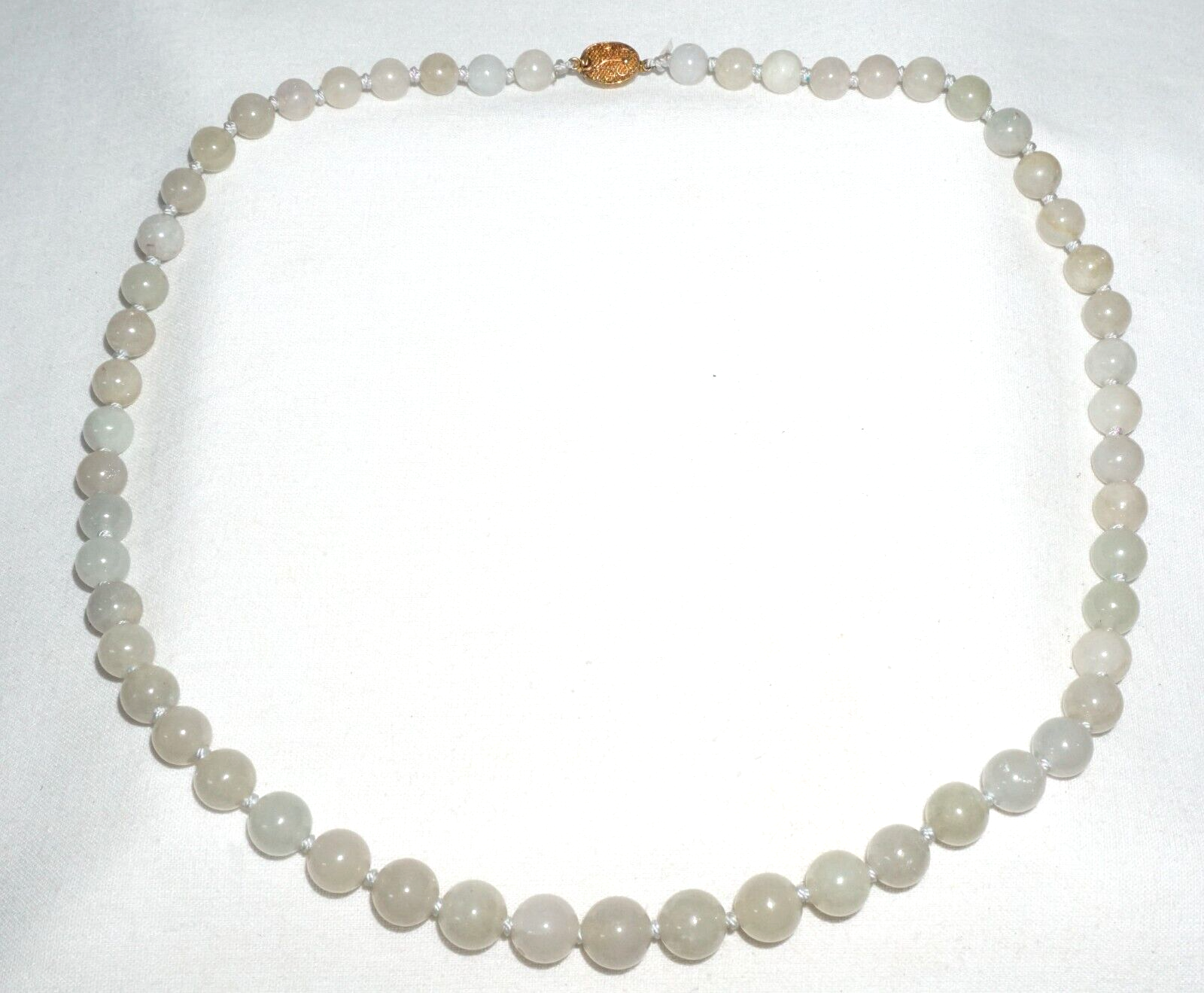 Vintage Chinese Grey Green Jadeite Jade Bead necklace w. Silver Clasp  (---)#1