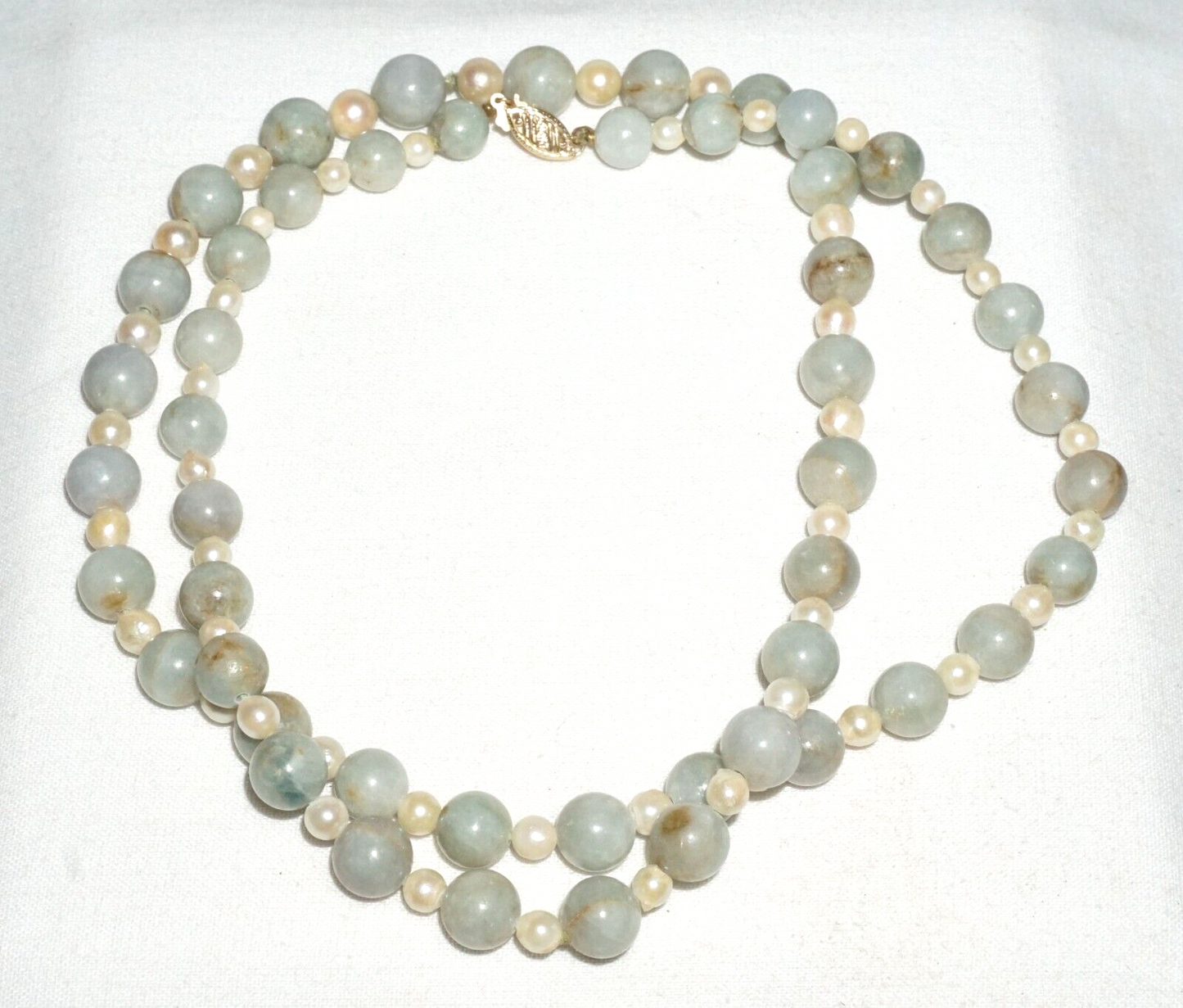 Vintage Chinese Jadeite Jade & Pearl Spacer Bead Necklace w. 14k Clasp  (---)