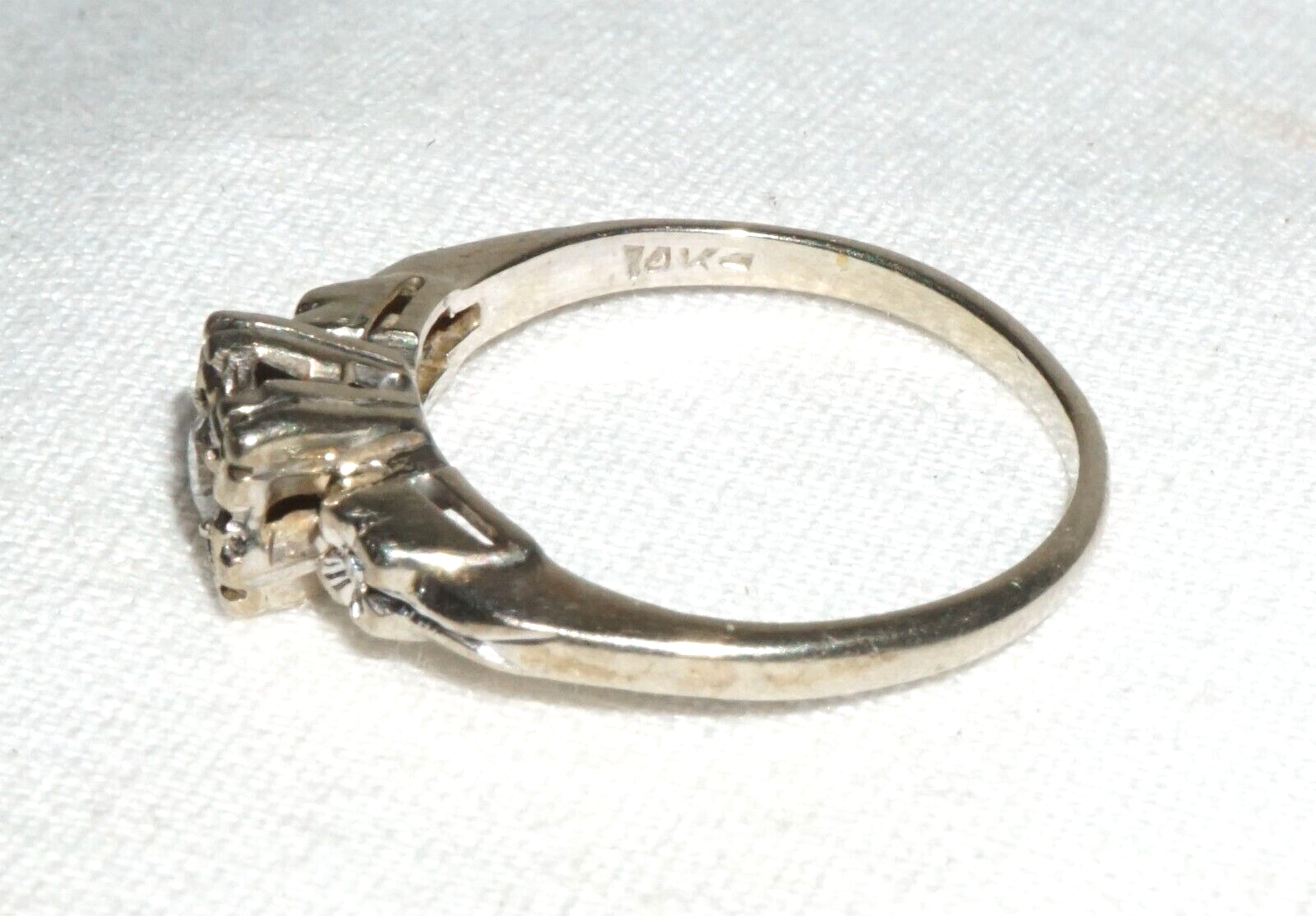 Vintage  14k White Gold Engagement Ring Sz.5.25 w. 1x Diamond Accent (BrM)L3