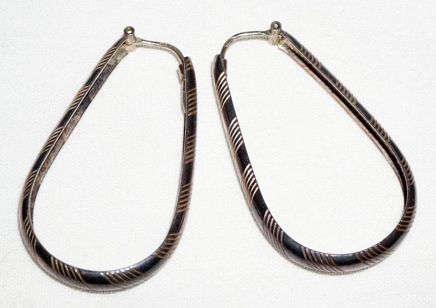 Pair Vintage Italy Modernist Sterling Silver Elongated Oval Hoop Earrings  (JoD)