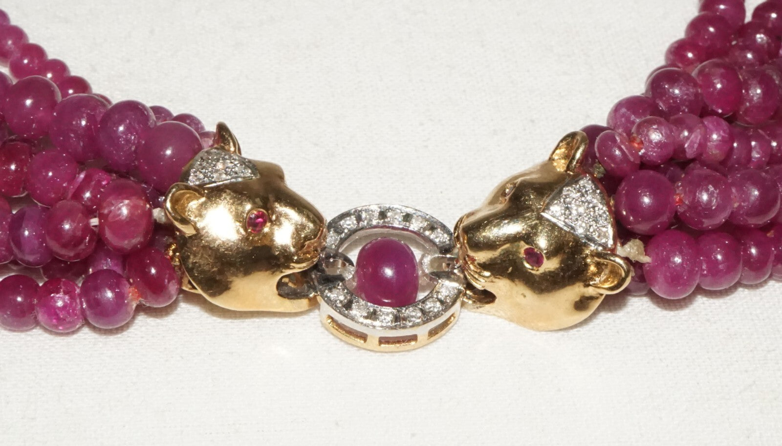 Vintage 7x Strand Ruby Bead Necklace w. 14k Y. Gold Double Leopard Clasp  (LeD)