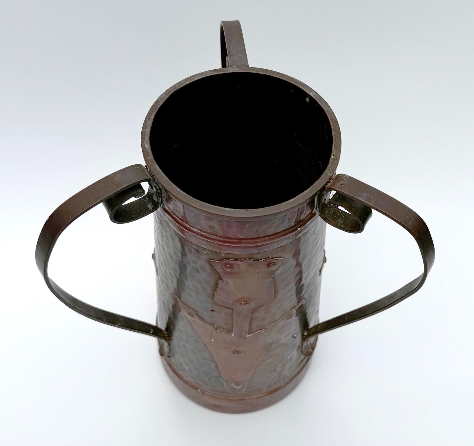 Arts & Crafts Hammered Copper Vase w Riveted Stylized Floral Motif  12" (NeW)