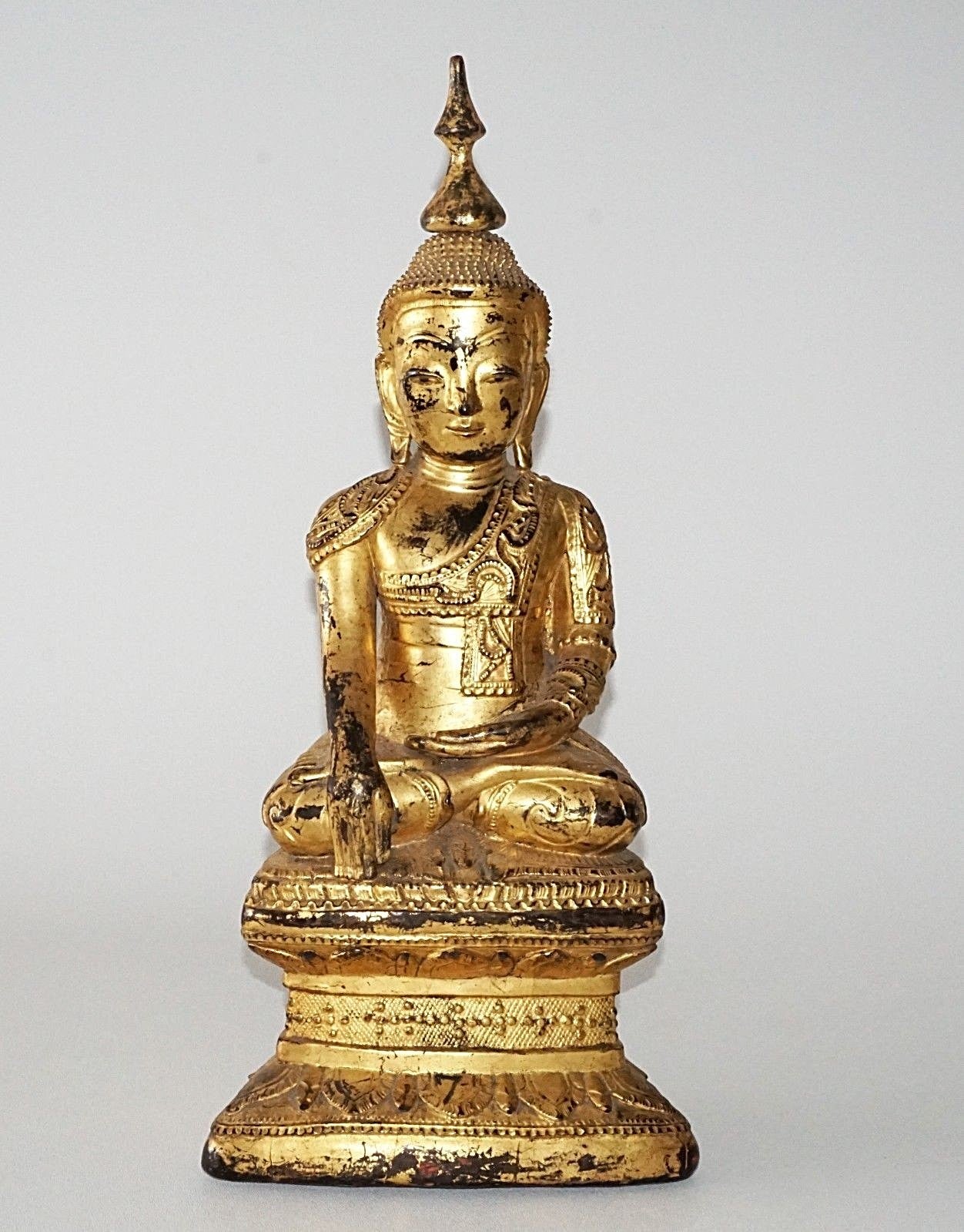 19C Shan State Gilt Lacquer Wooden Nicely Carved Seated Buddha Sculpture (AHB)