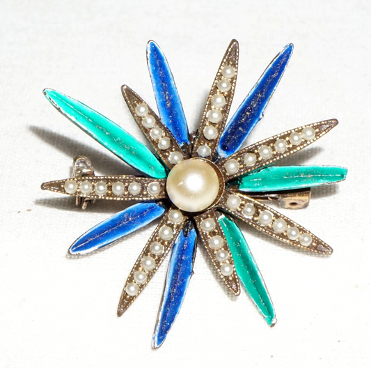 Vintage Costume Star Brooch Pin w. 40x Pearls & Multicolor Enamels  (---)