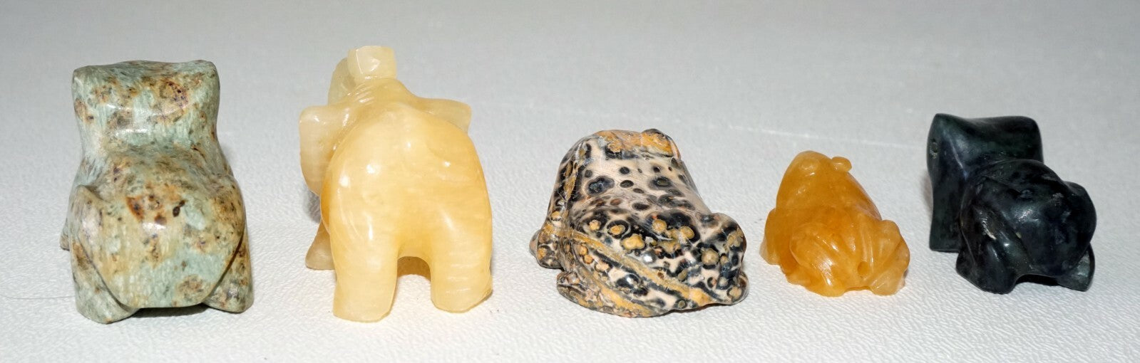 5Pc Chinese Jade & Hard-stone Carved Animals Toads, Frogs, Elephant  (DeL)#9a