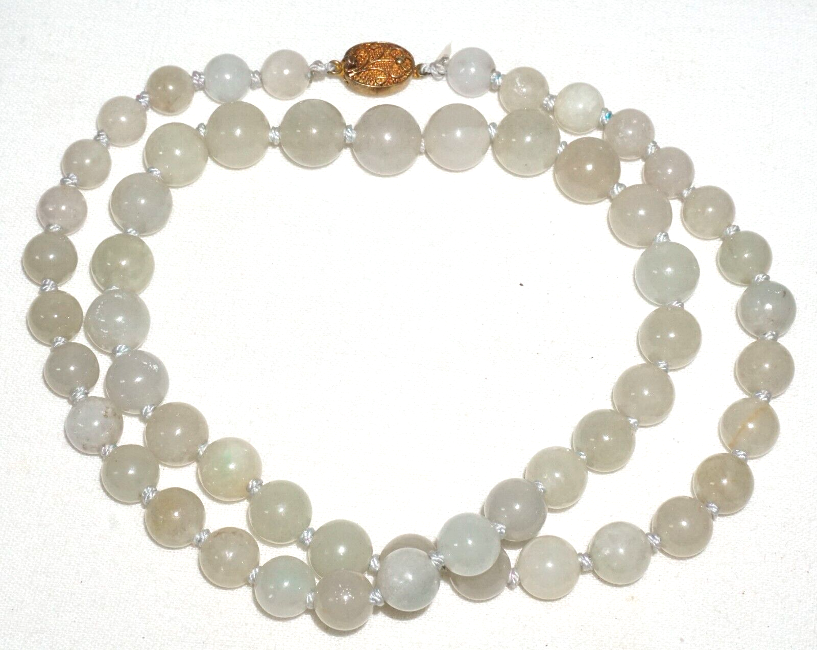 Vintage Chinese Grey Green Jadeite Jade Bead necklace w. Silver Clasp  (---)#1