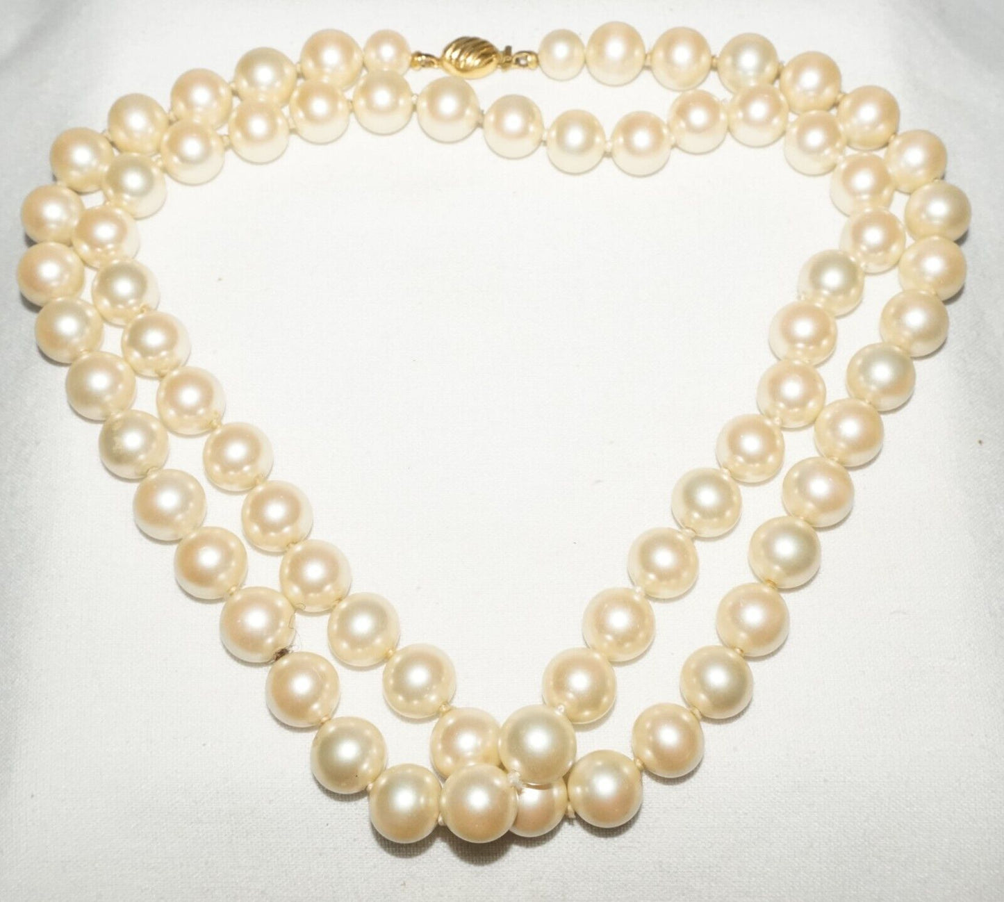 Vintage Faux Pearl Necklace 30" w. Gold Plated Clasp (KoS) L15