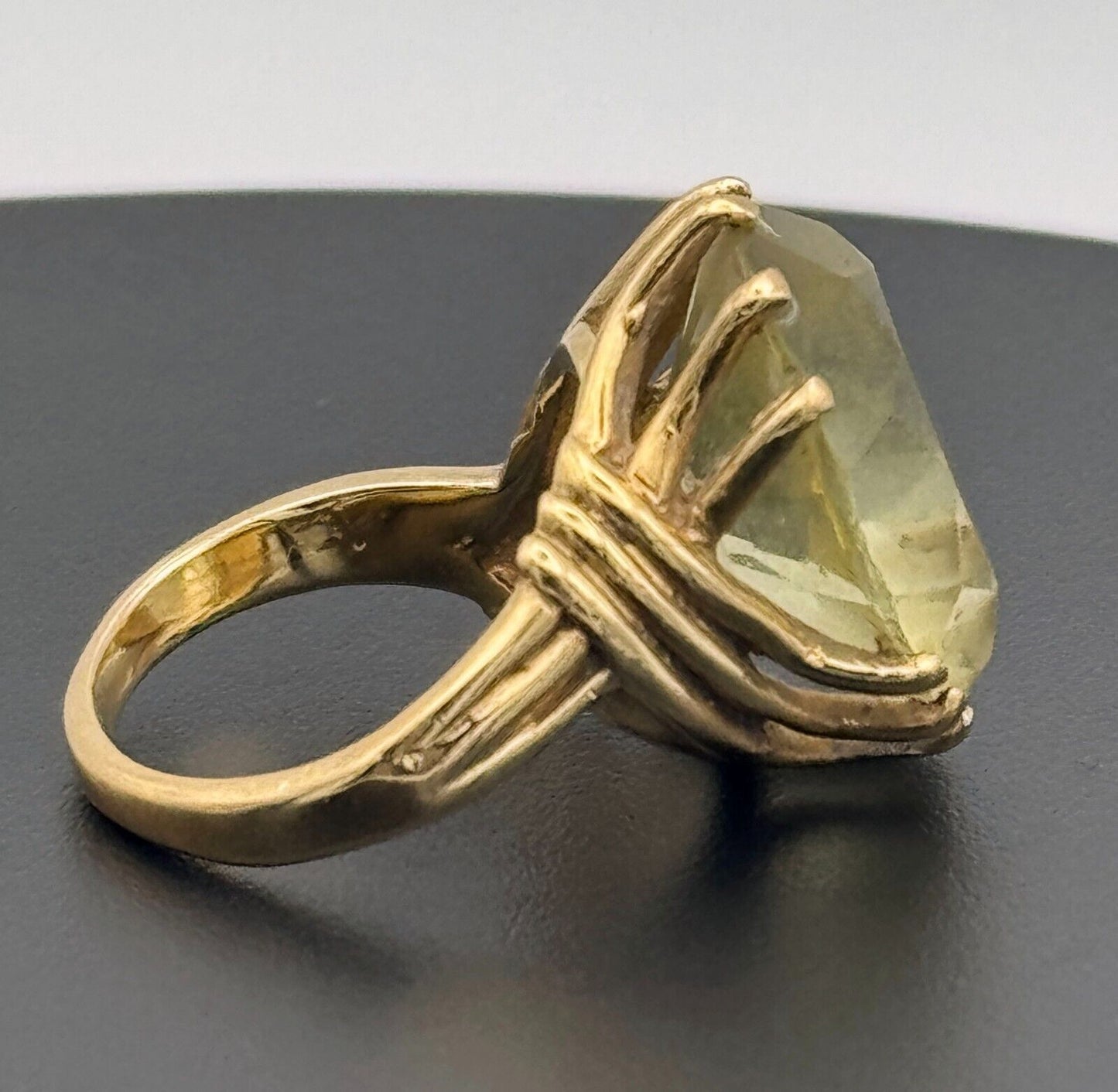 Retro 1950's 14k Y Gold Ring Sz. 8.75 w Large Faceted Pale Yellow Topaz (McC)