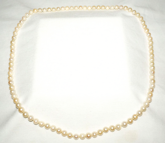 Vintage Pearl Necklace 28" no Clasp (FeD)#6