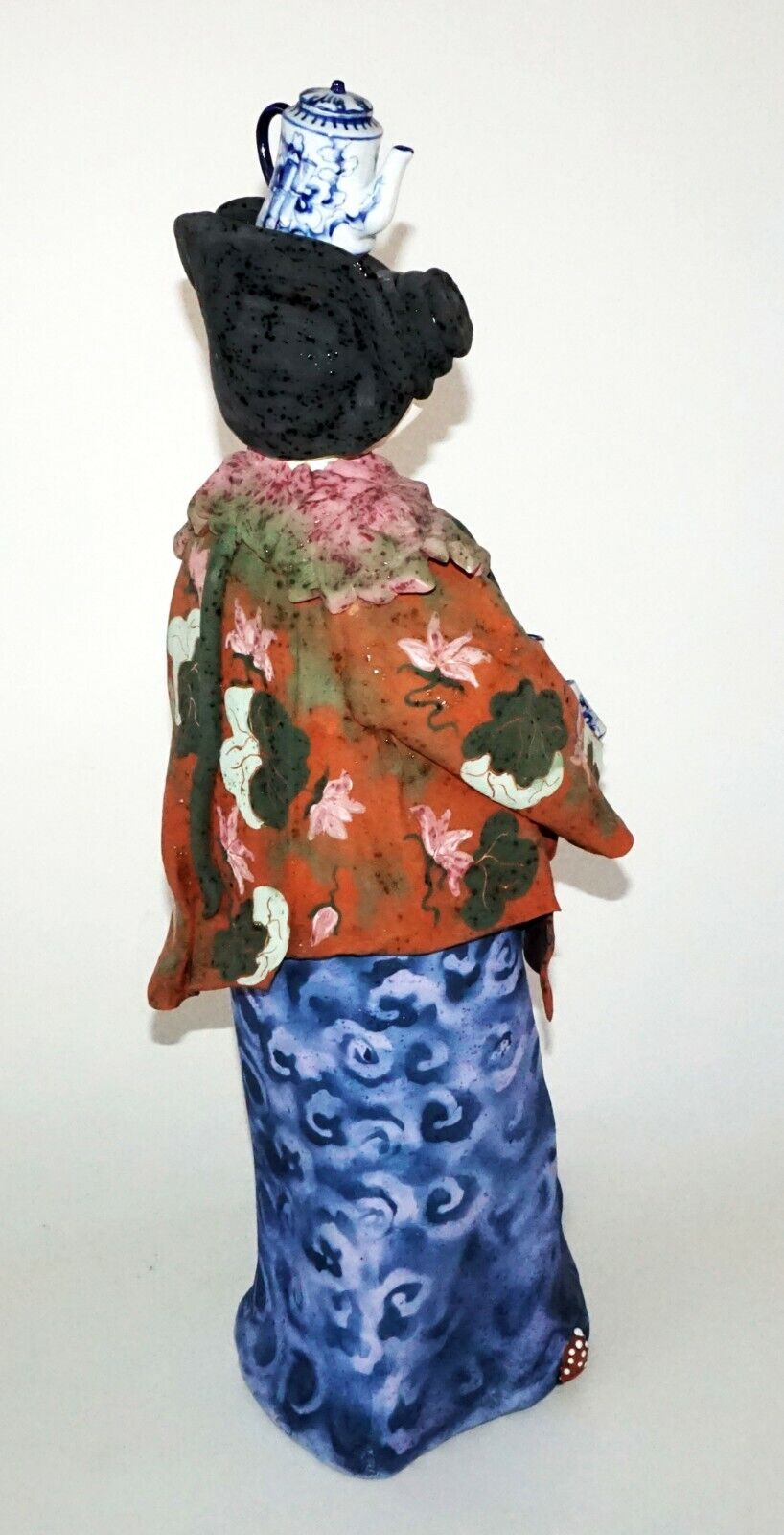 2000 Hawaii Pottery Sculpture Chinese Tang Waitress by Vicky Chock (B.1943)(CWo)