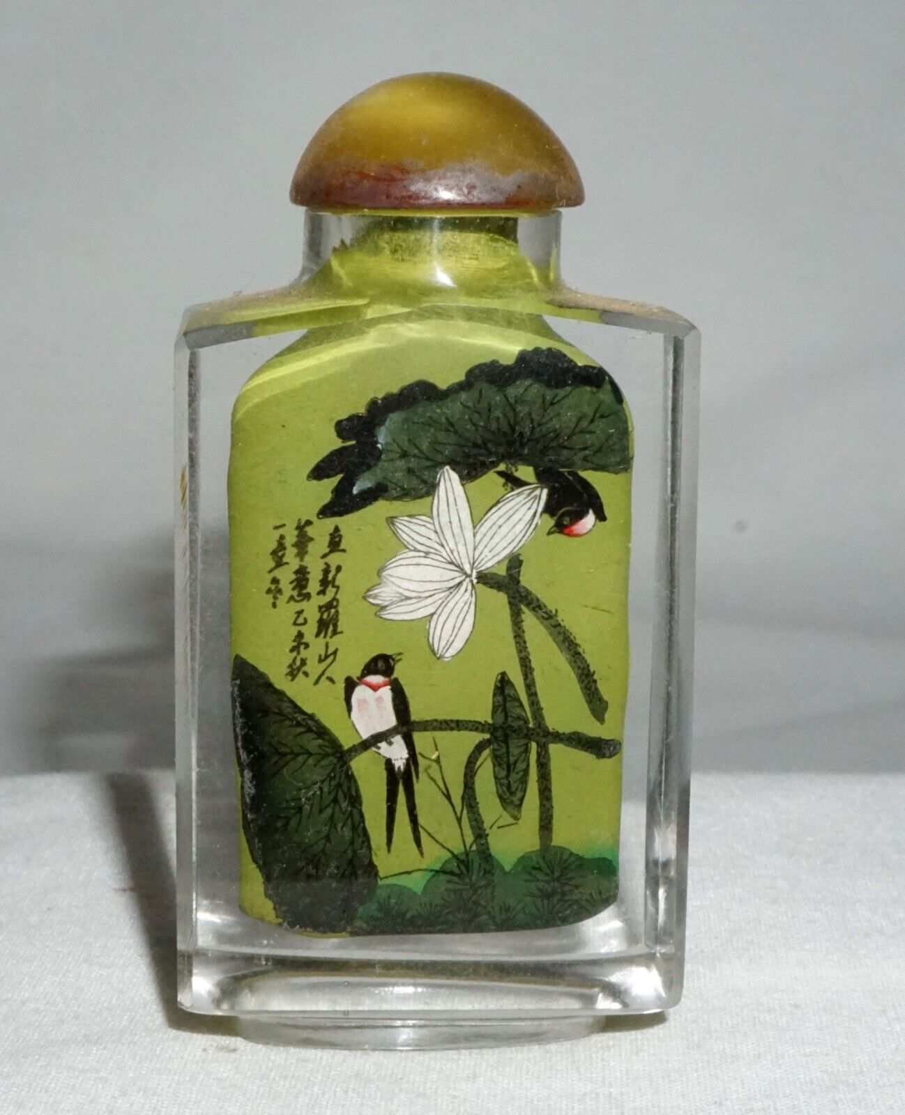 Vtg Chinese Reverse Painted Glass Snuff Bottle w Bird & Lotus Motifs (LLA) IC