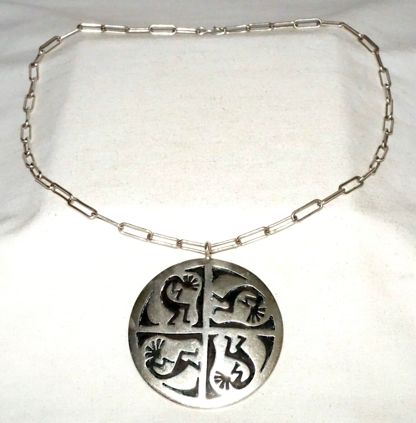 Vtg. S.W. US Sterling Silver Necklace & Pendant Kokopelli & Man in Maze (BeM)