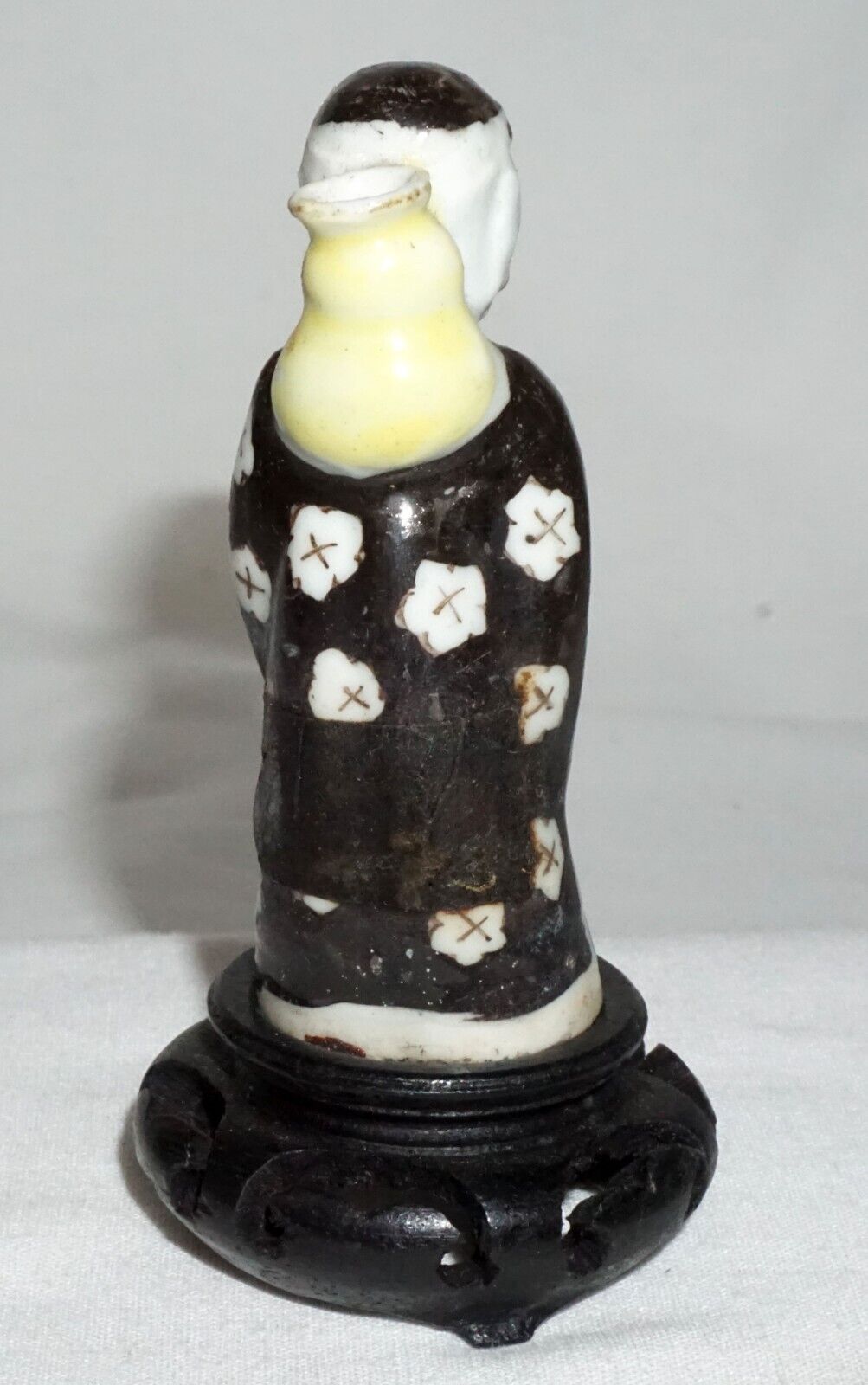 Antique Chinese Snuff Bottle w. Daoist Immortal Figure Motif on Stand (LLA)