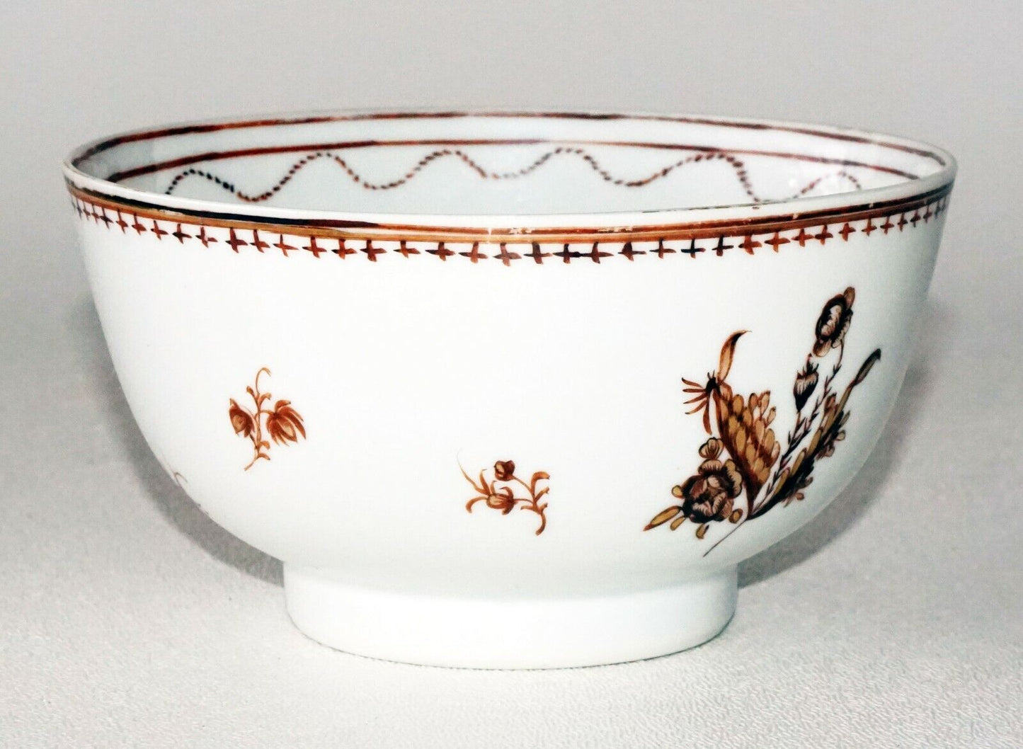 18C Chinese Export Ware Porcelain Bowl w. Aubergine Floral Motif (FLA) IC