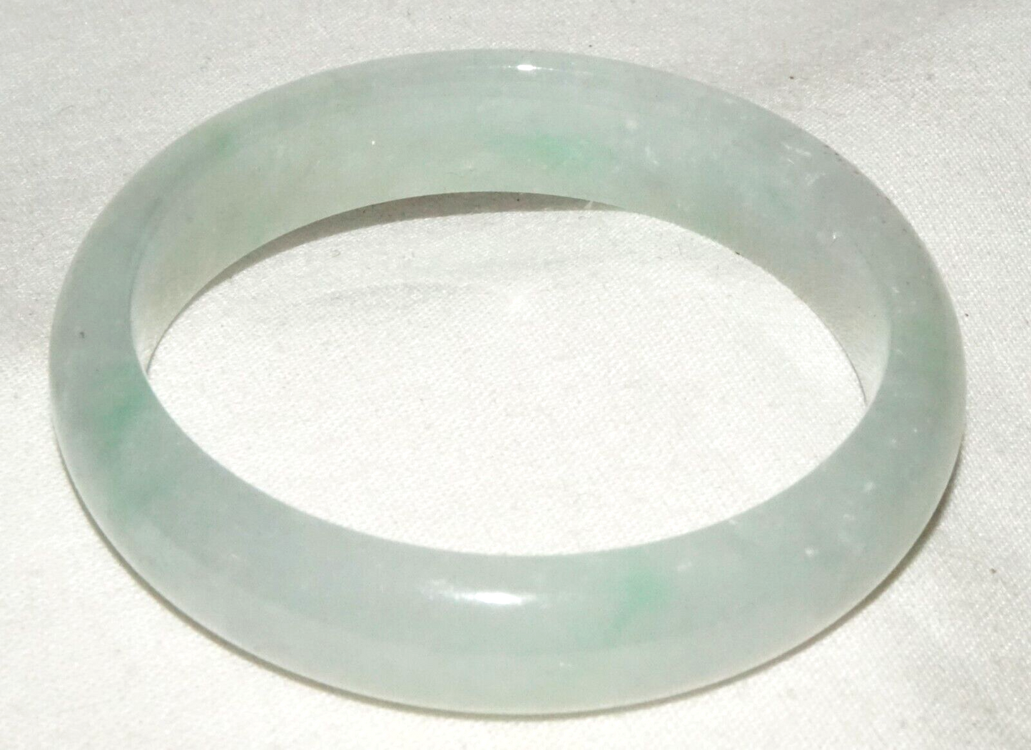 Vintage Chinese Semi Translucent Pale Green Baby Jadeite Jade Bracelet (LeS)L25