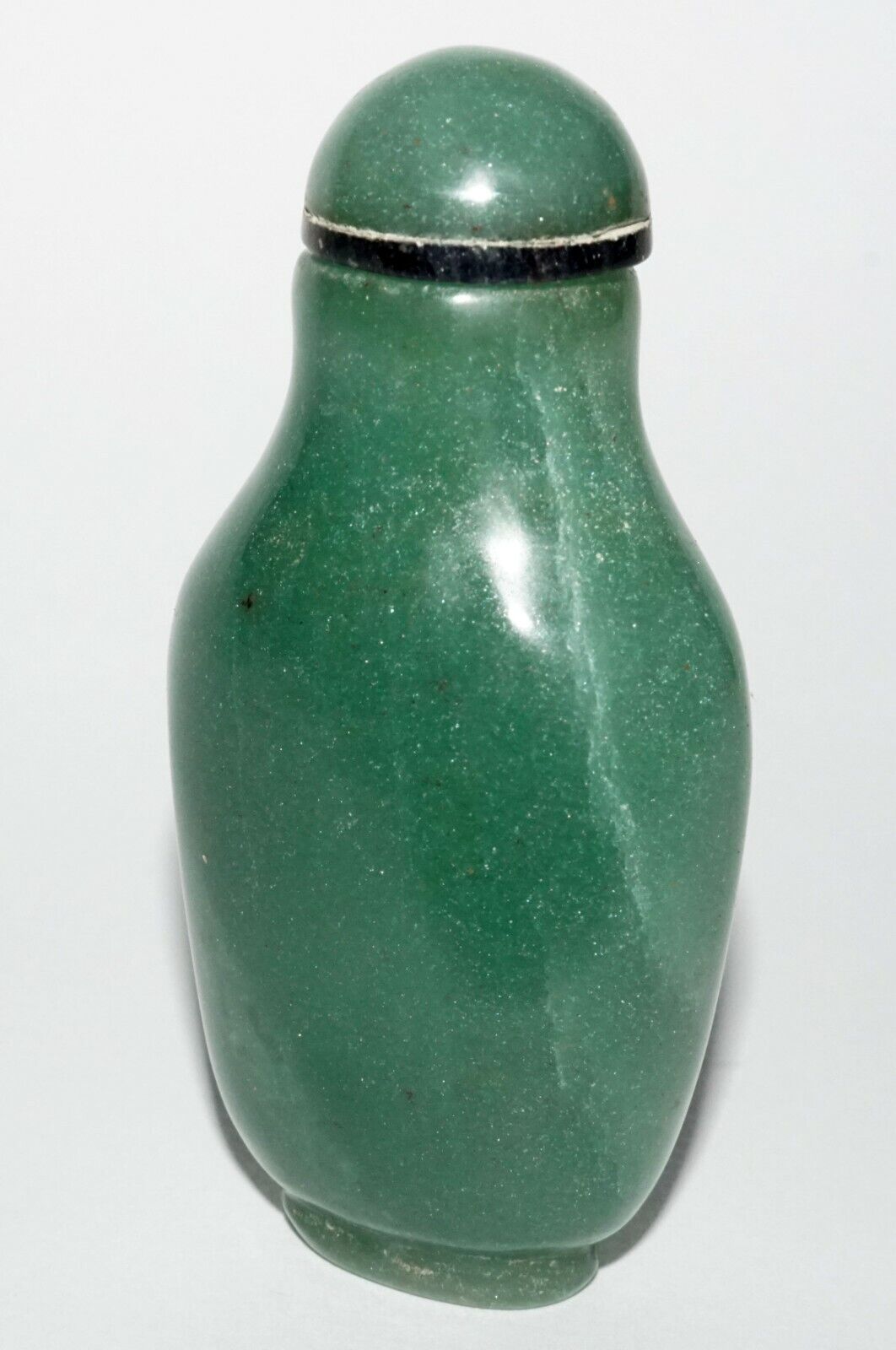 Vintage Chinese Green Aventurine Snuff Bottle w. Green Jade Stopper (LeS) G1