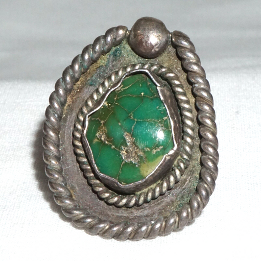 Vintage S.W. Silver Ring Sz.7.5 w. Bezel set Turquoise Accent (GeB)#7