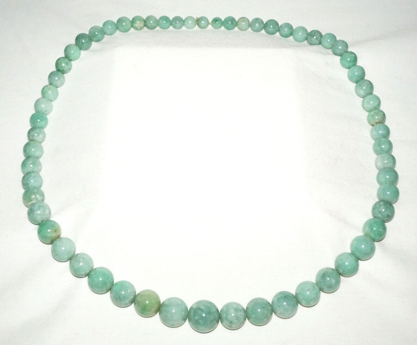 Vintage Chinese Mottled Green Jadeite Jade Graduated Bead Necklace 30" (InS)#L2