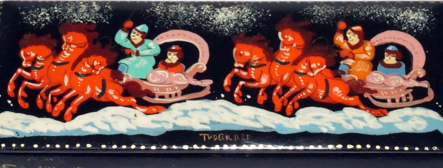 Vintage Russian Lacquer Box Two Horse Drawn Sleighs & Figures signed (AHB)