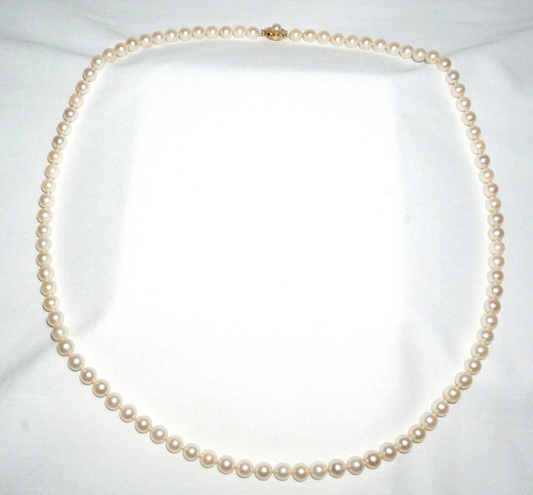 Vintage Single Strand Pearl Necklace 31" w 14k Yellow Gold Flower Clasp (BiB)