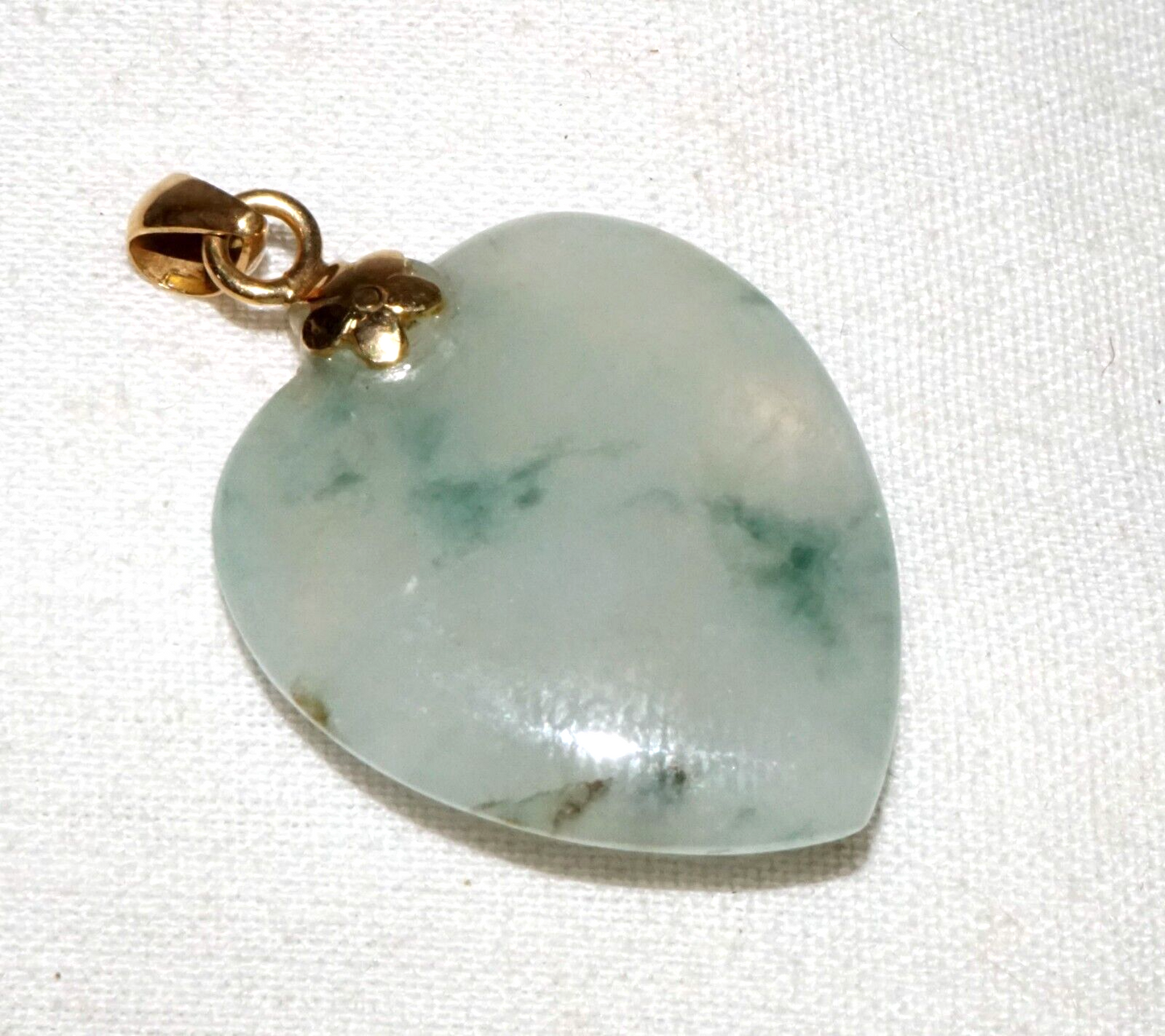 Vintage Chinese 14k Yellow Gold Translucent Jadeite Jade Heart Pendant (InS)L6