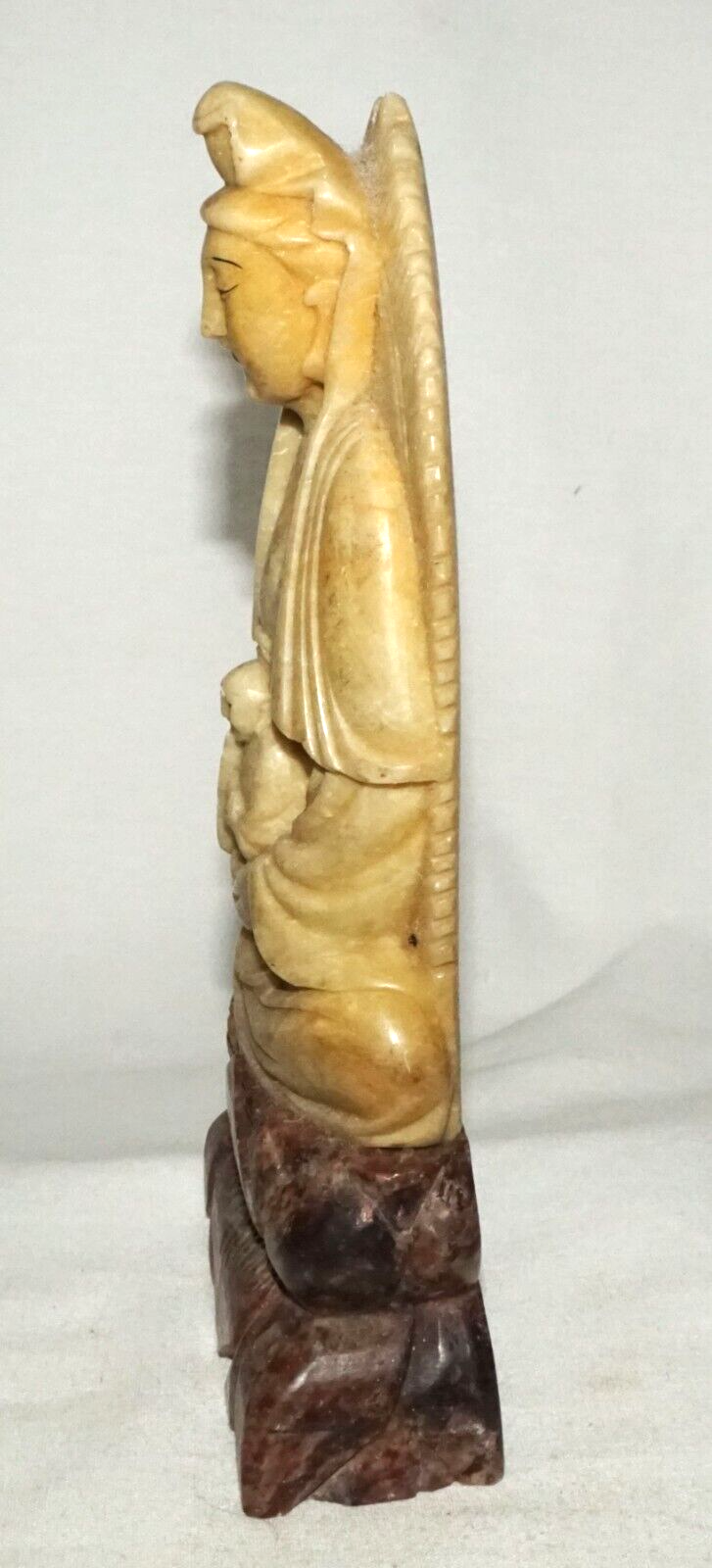 Vintage Chinese Soapstone Carved Buddha on a Lotus Base Sculpture (AHB)